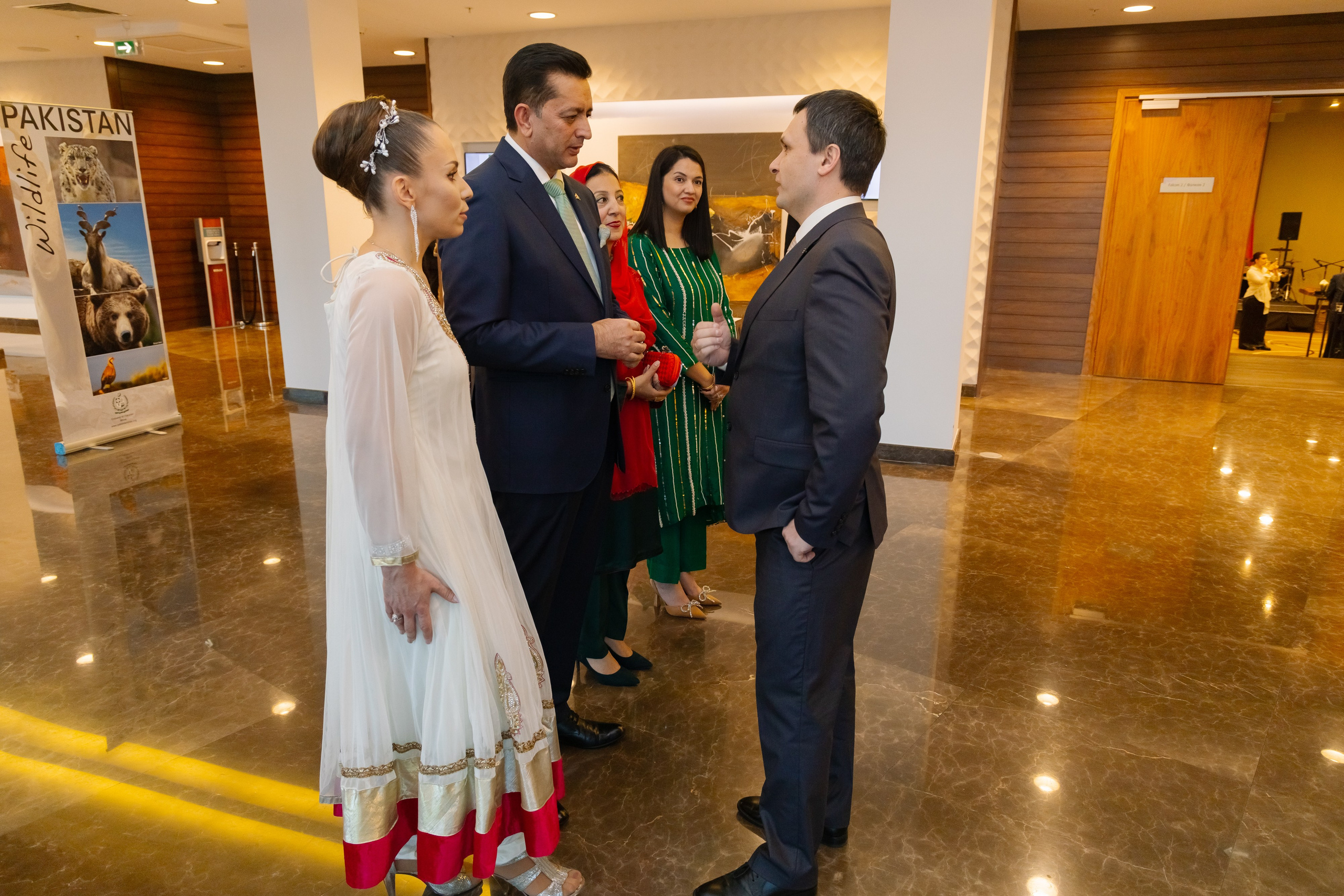 Фотосъемка делегации Пакистана в Беларуси в отеле Марриотт. Свадебный фотограф в Минске/Беларуси Сергей Спиридонов