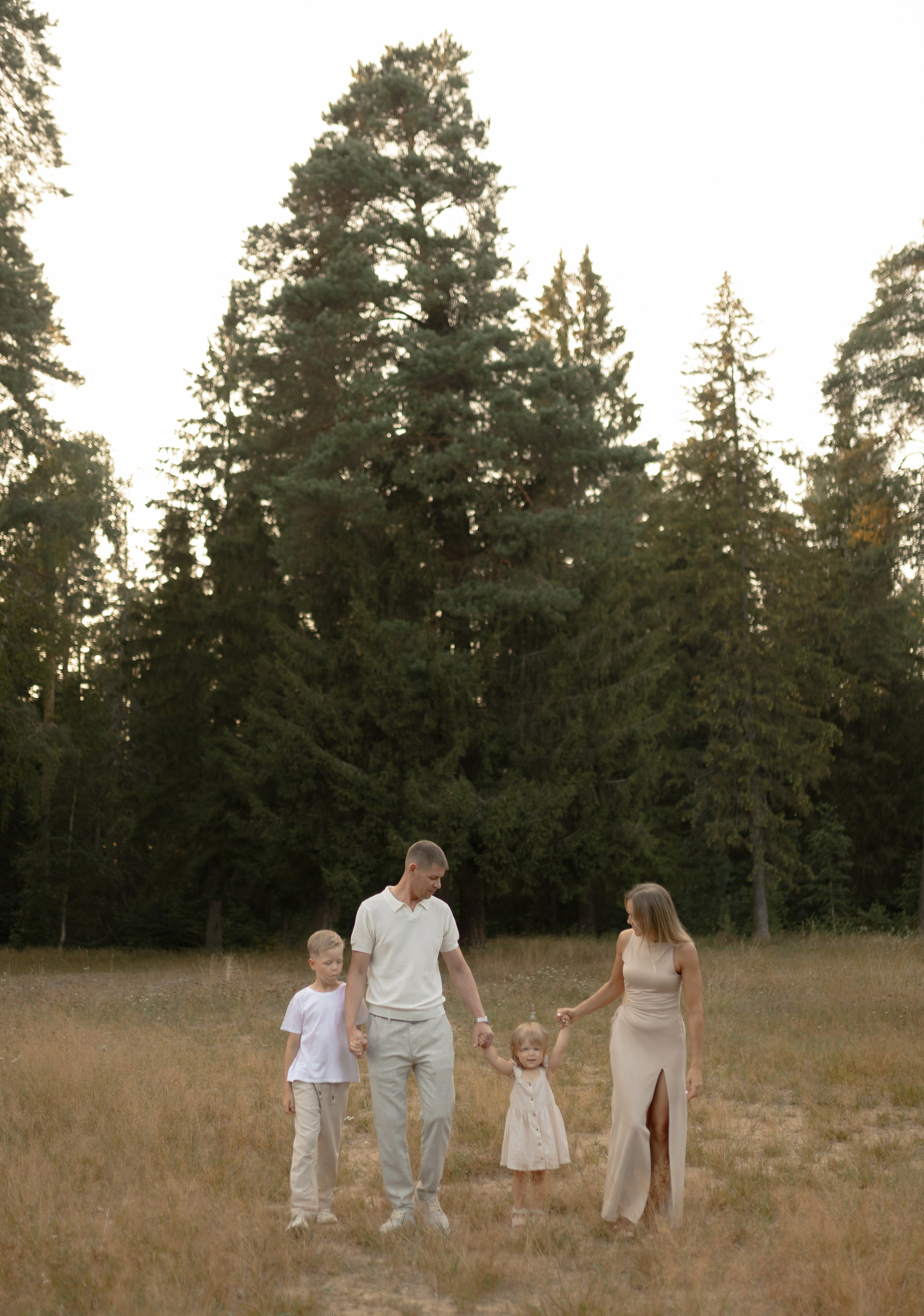 Алексей, Мария, Ваня и Варя. Фотограф Татьяна Семенова