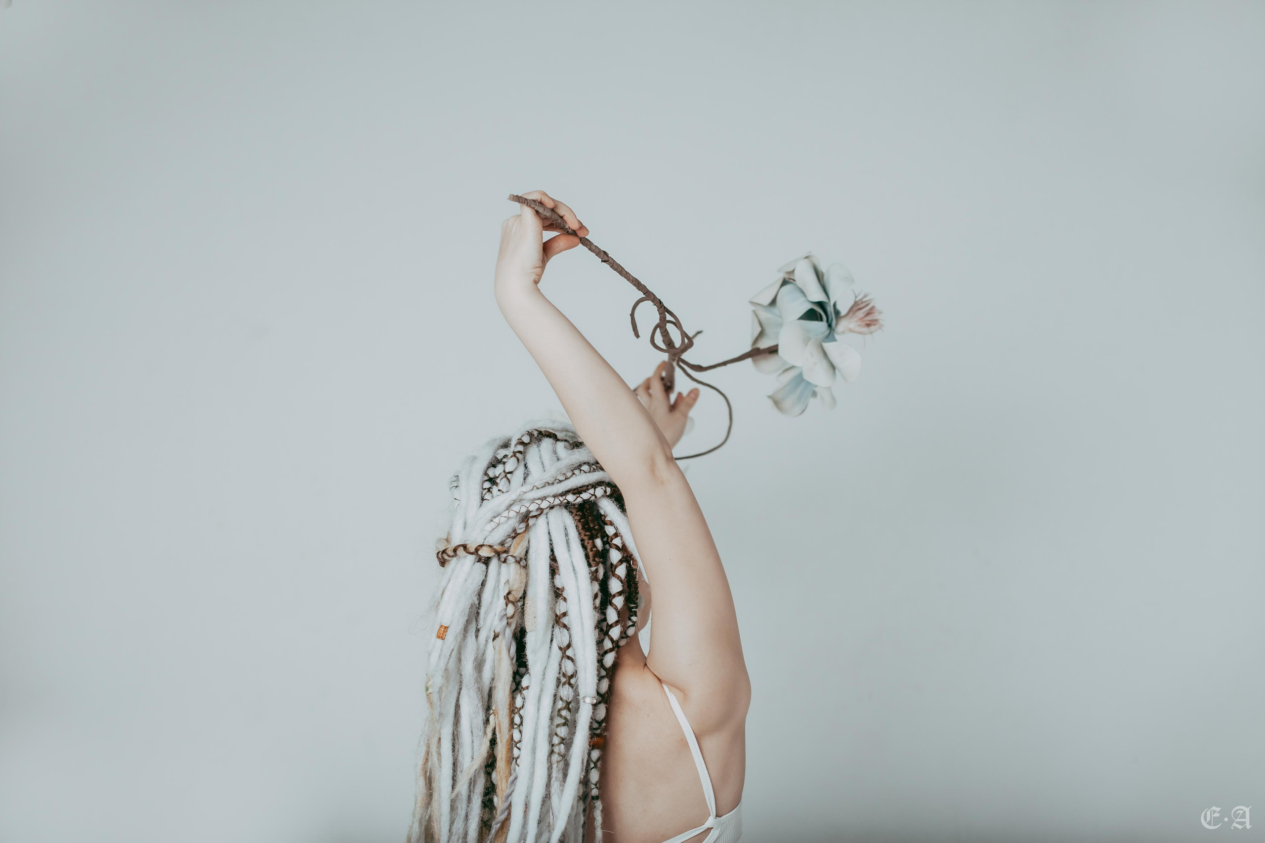 Лазурная, незримая белизна. Фотограф Ellairen