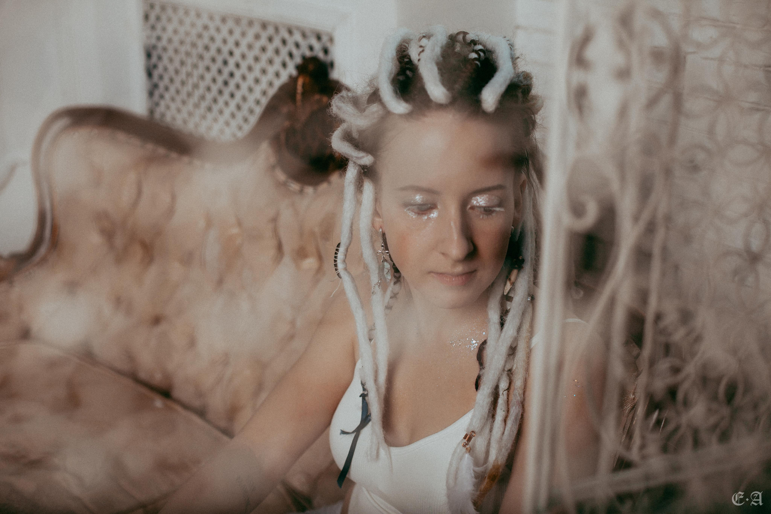 Лазурная, незримая белизна. Фотограф Ellairen