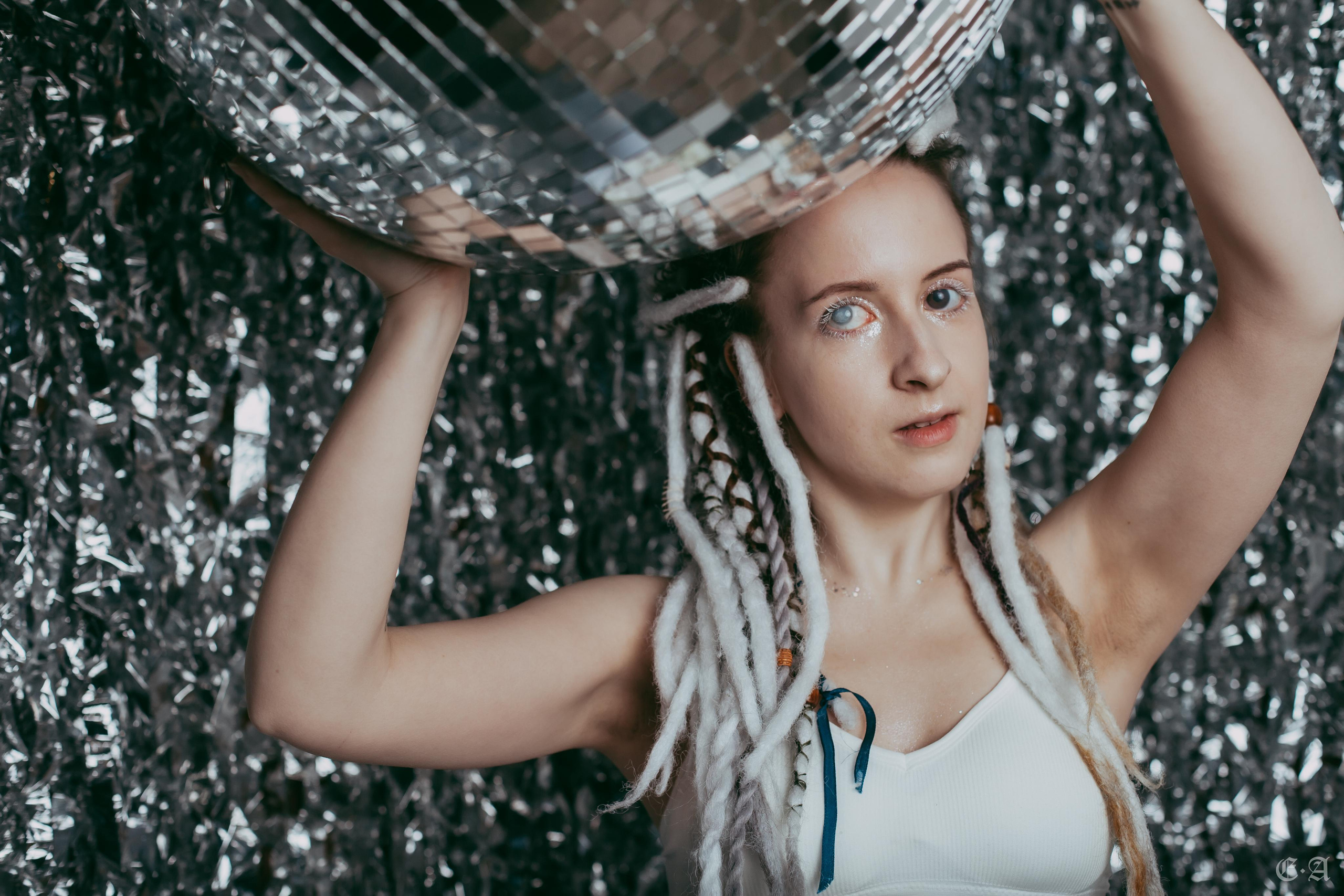 Лазурная, незримая белизна. Фотограф Ellairen