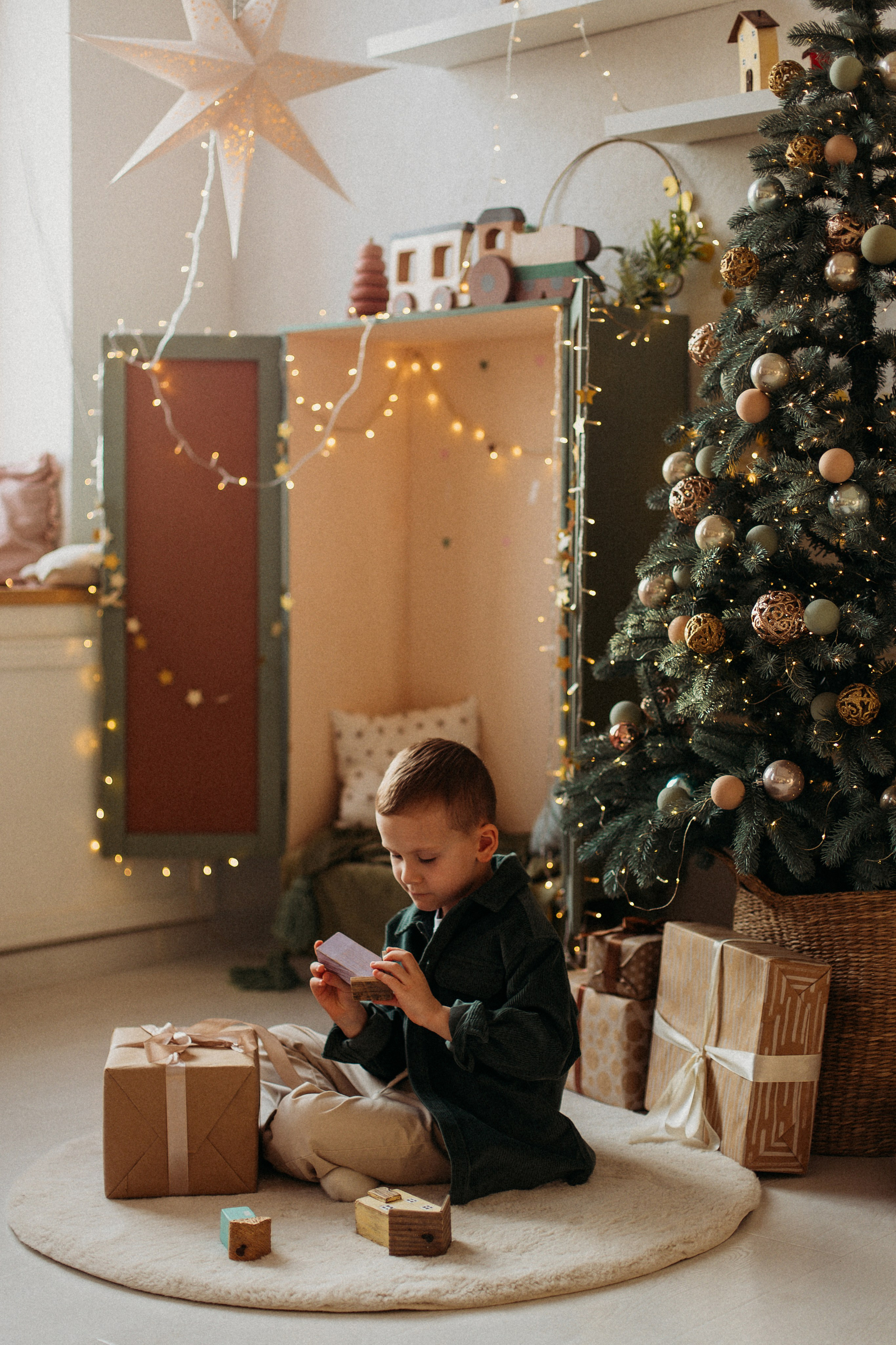 Семейная Новогодняя в студии. Фотограф Тверь. Свадебные, семейные, индивидуальные фотосессии