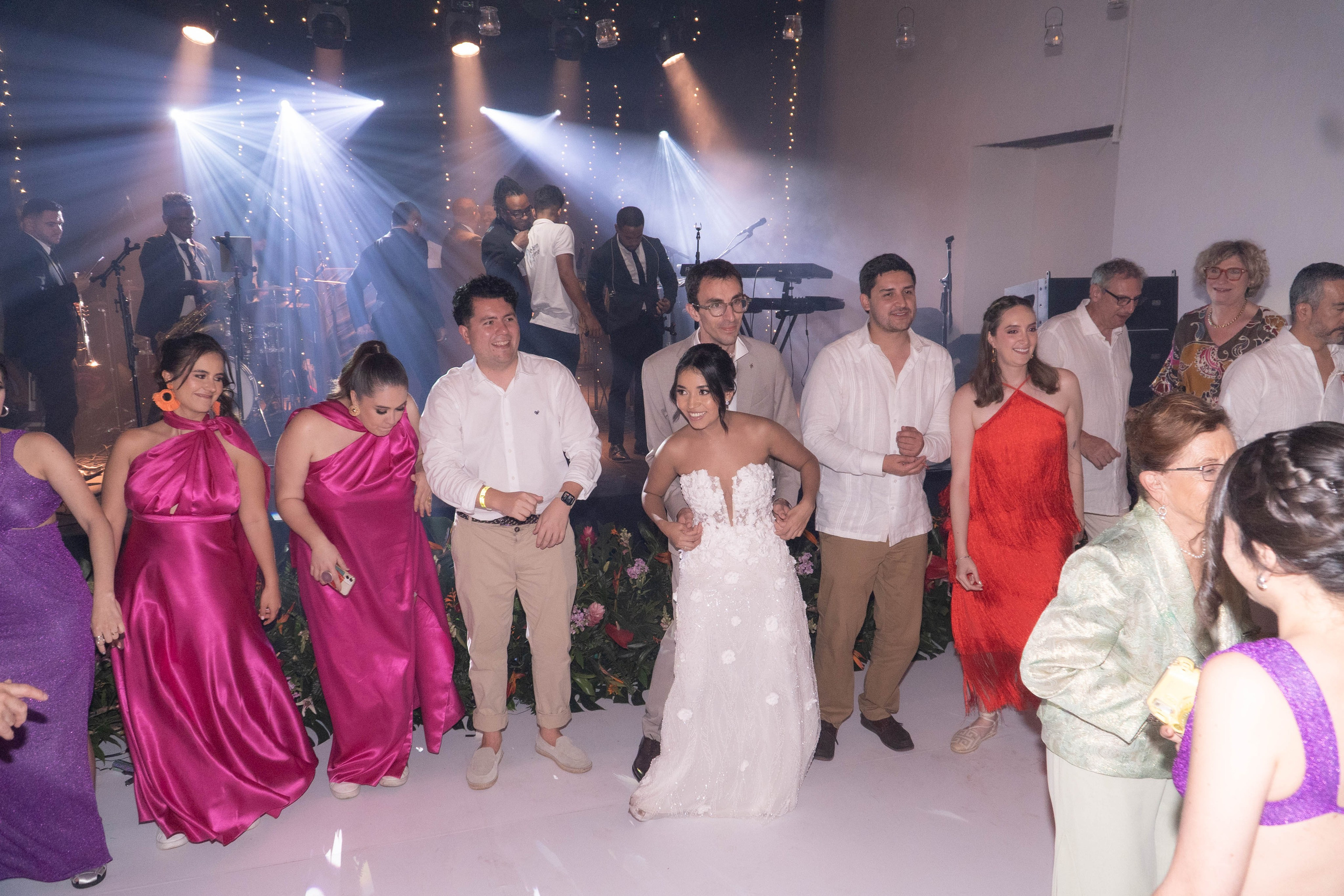 Catalina and Romain. Wedding Photographer in Barcelona and Medellin