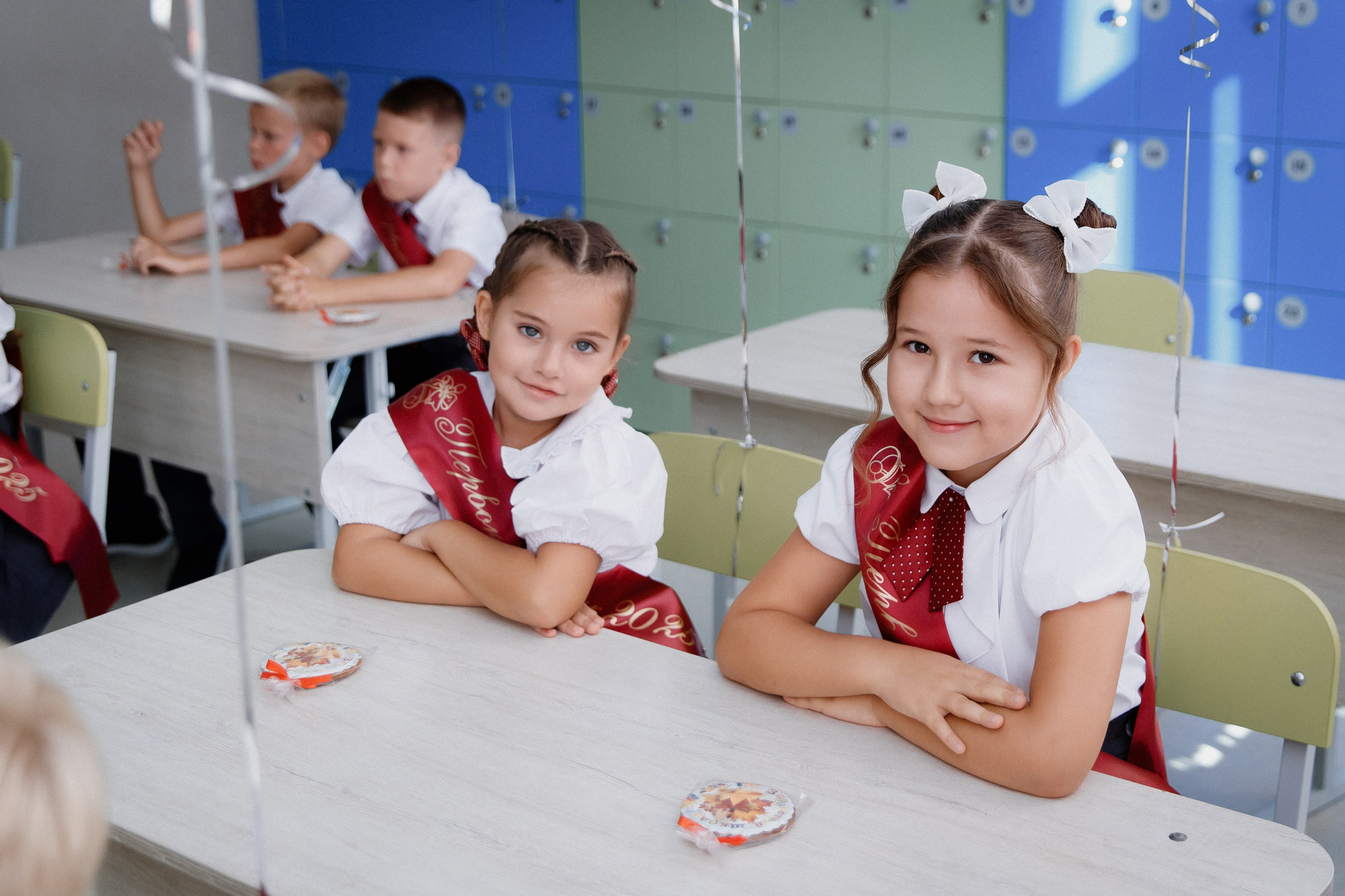 1 класс 11 школа. Выпускные альбомы Натальи Бутко: Новороссийск, Анапа, Геленджик