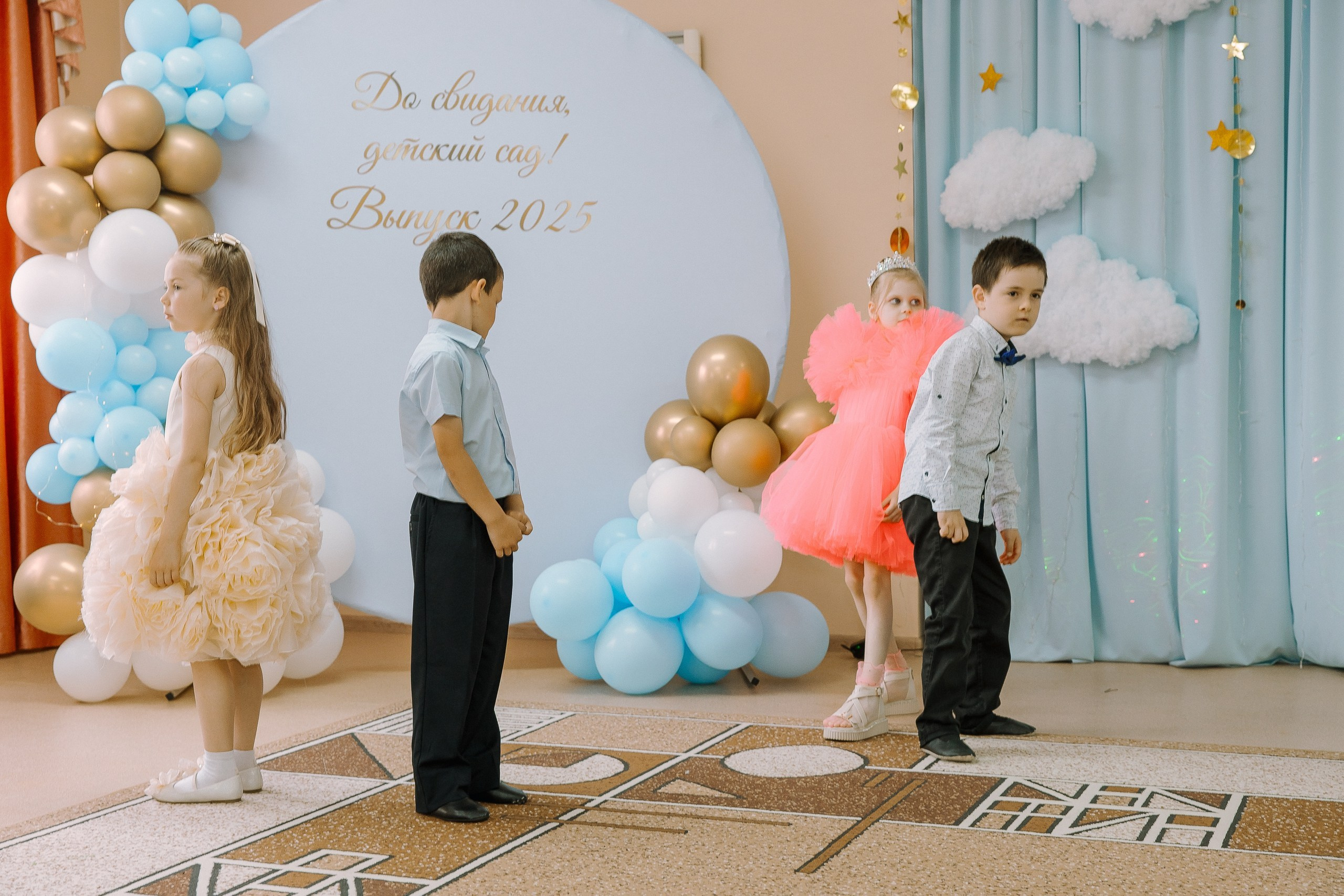 Выпускной в ДС -29. Выпускные альбомы Натальи Бутко: Новороссийск, Анапа, Геленджик