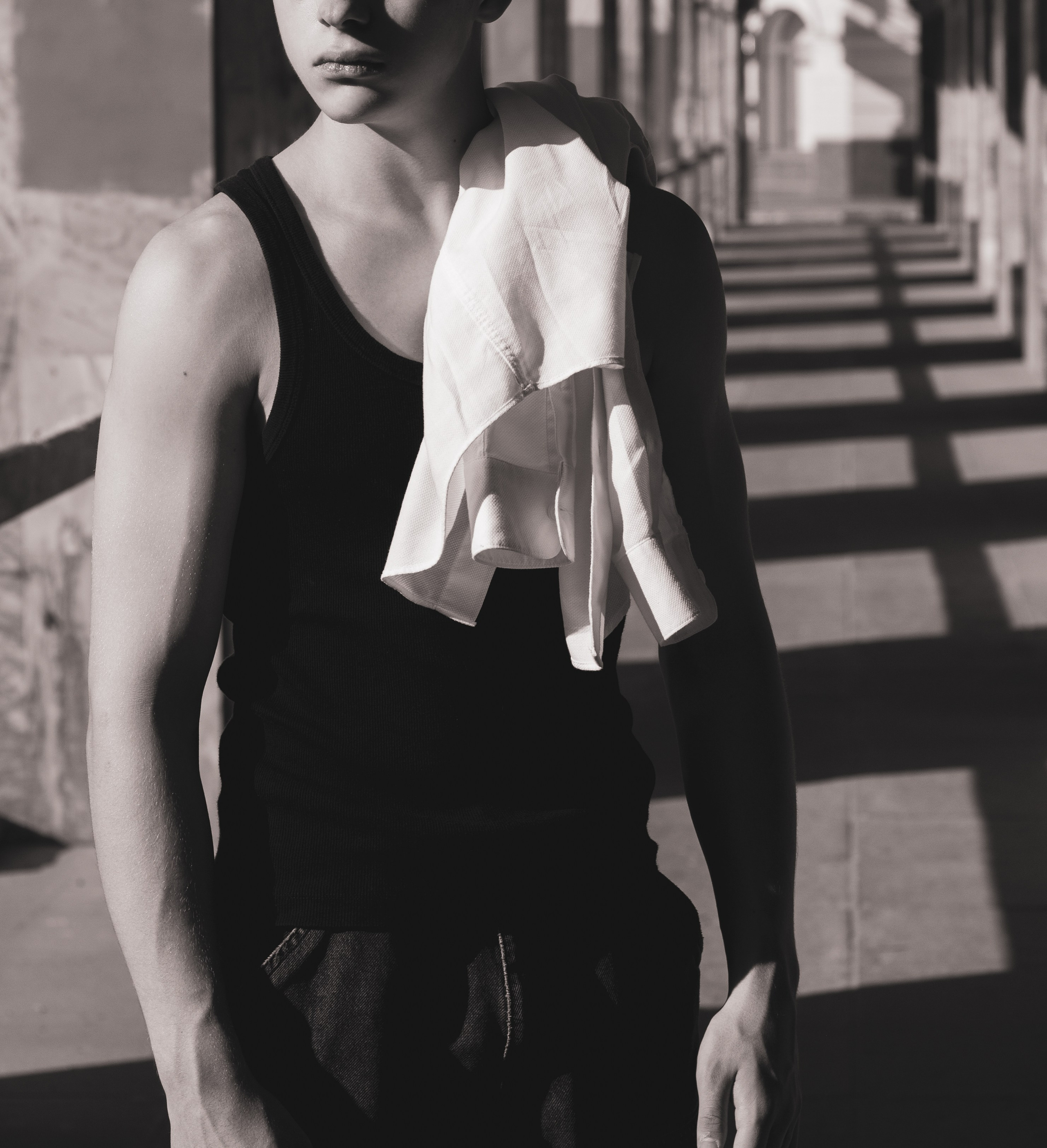 Уличная съемка — Сергей. Портретный фотограф в Орле. Готовые фото за 3 дня! Помощь в позировании. Советы по организации