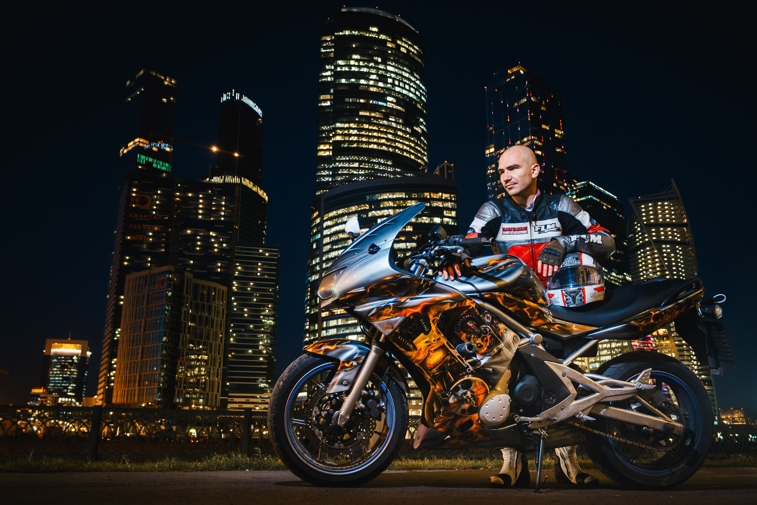 Уличные. Видеограф Добромыслов