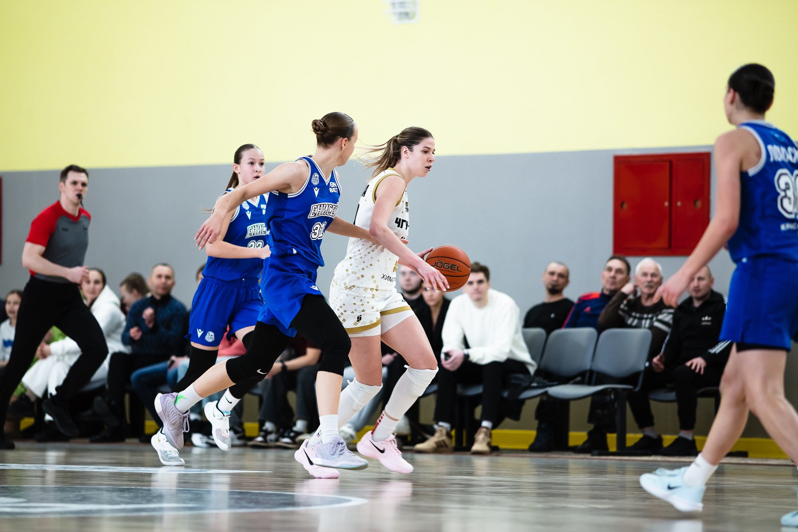 ЧГУ-Атланта — Енисей. Фотография