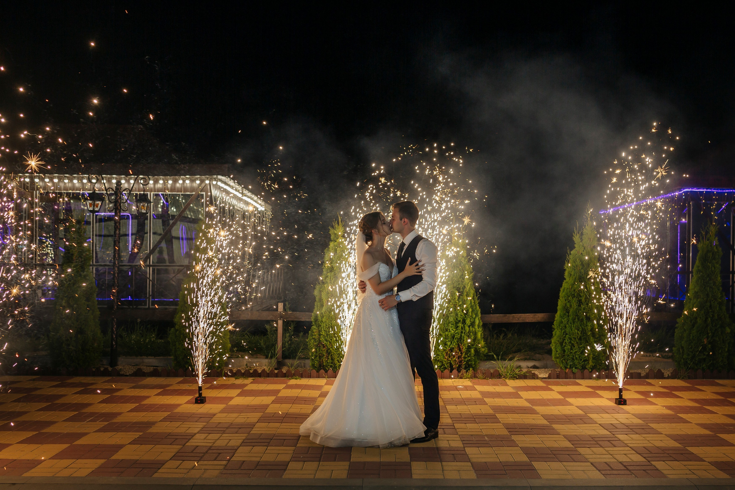 СВАДЕБНЫЕ ЭФФЕКТЫ «ФЕНИКС»