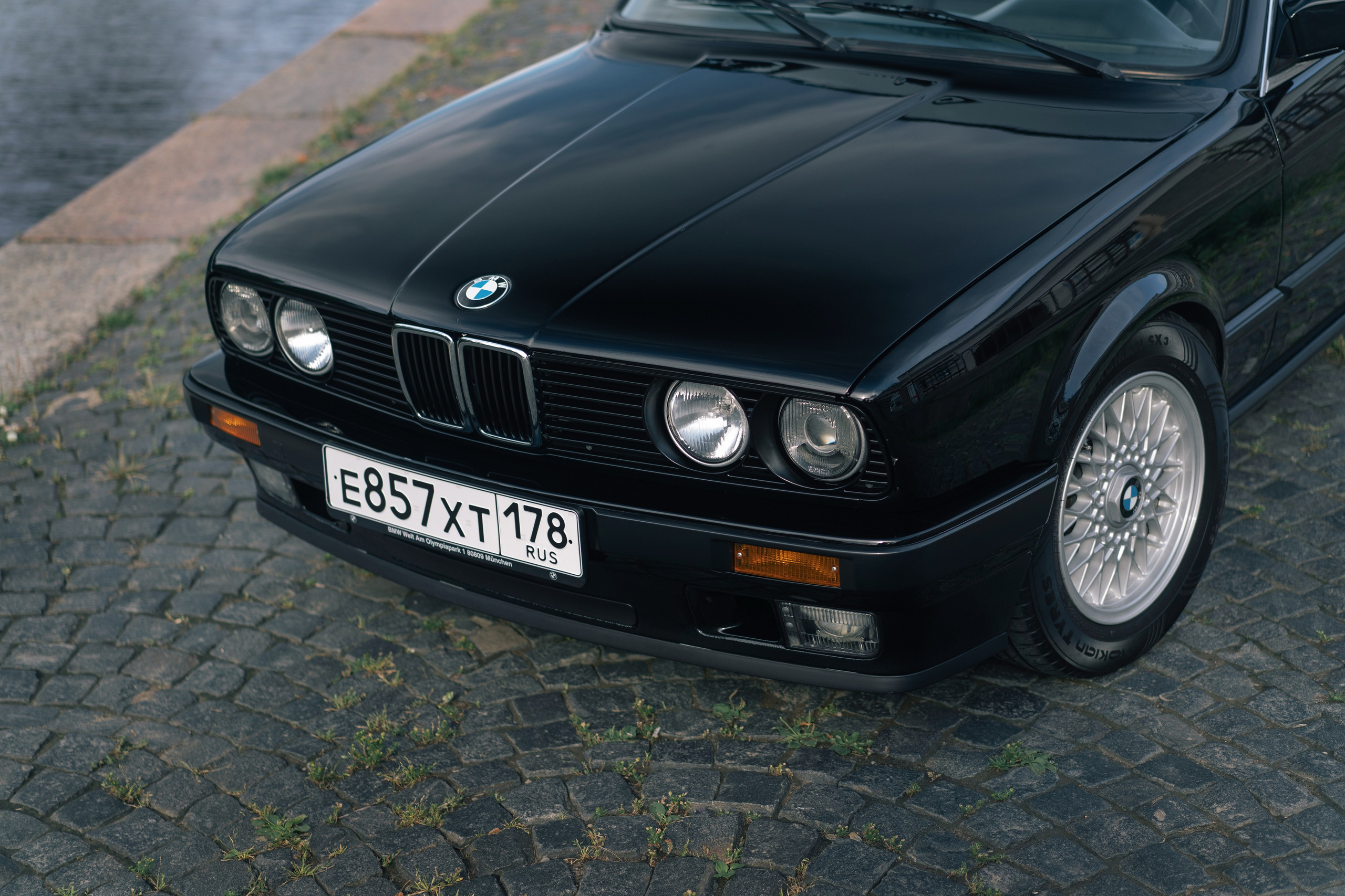 BMW 318i Cabriolet. Автомобильный фотограф Антон Цырулев