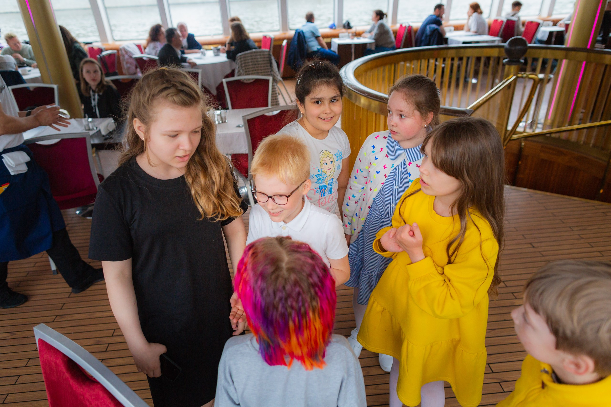 Выпускной на теплоходе. 4 класс