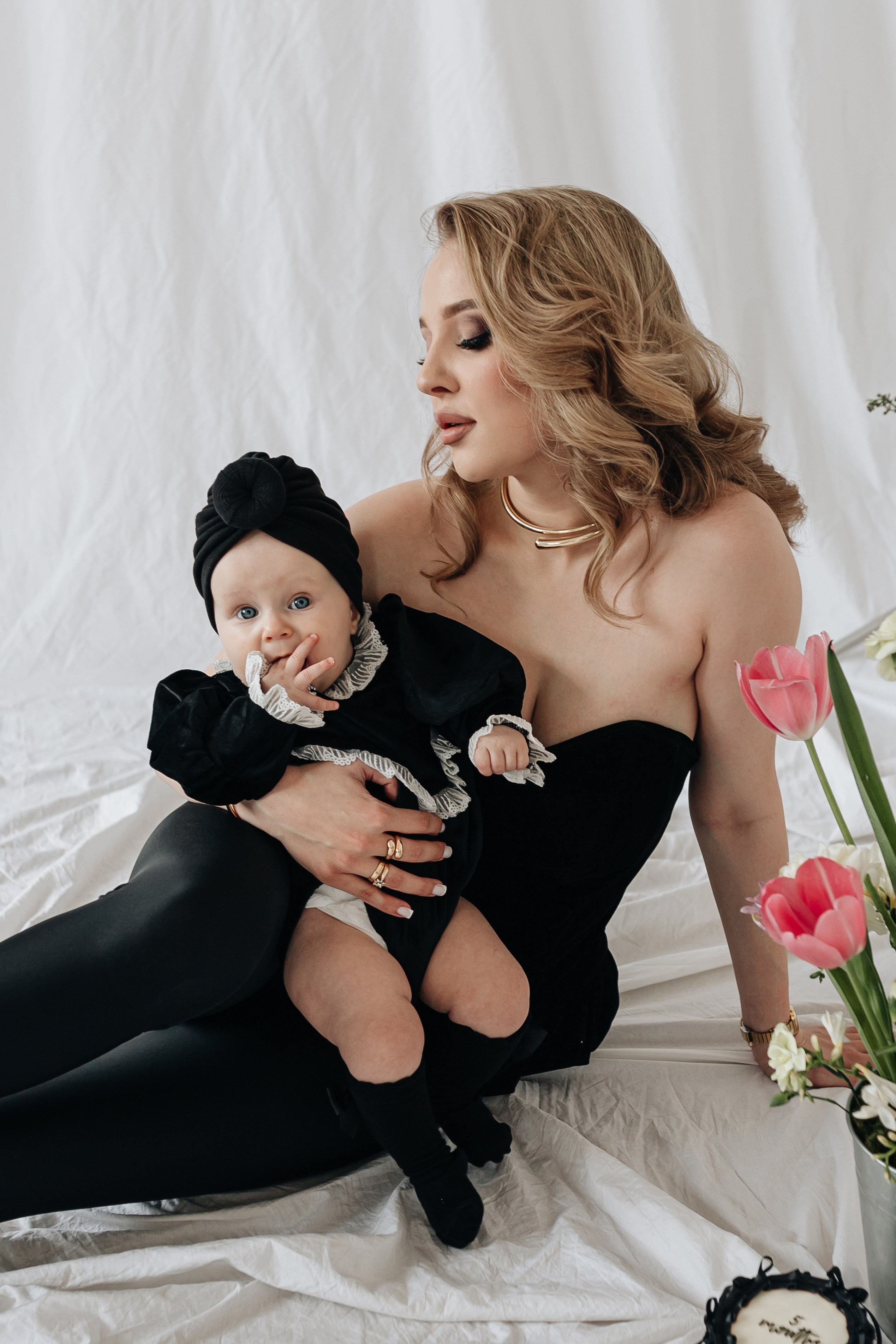 Семейная съёмка в студии. Фотограф Трифон Мира