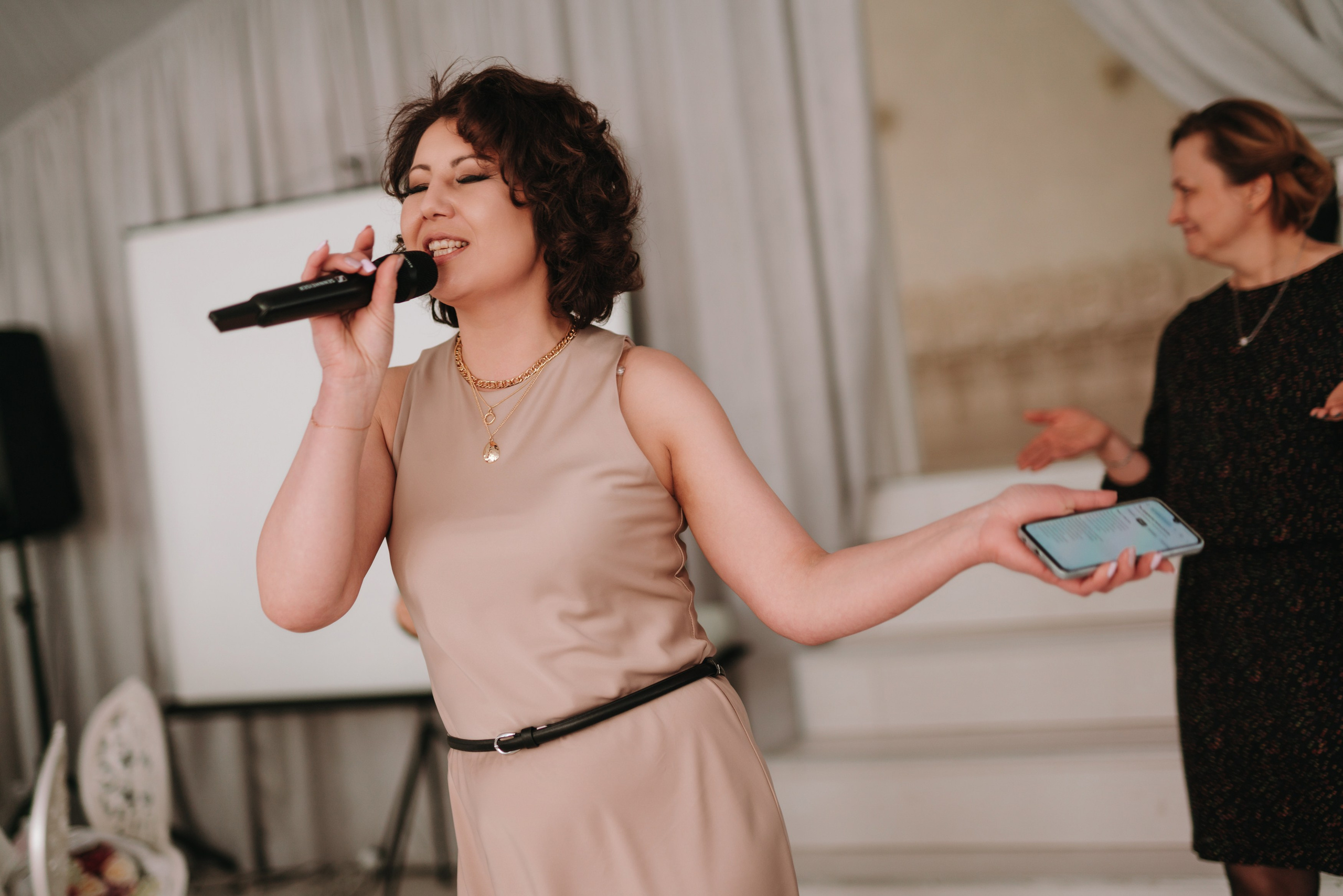 ГРИН ХОЛЛ, ЗАГОРОДНЫЙ КОМПЛЕКС GREEN HALL, БАНКЕТНЫЙ ЗАЛ УФА