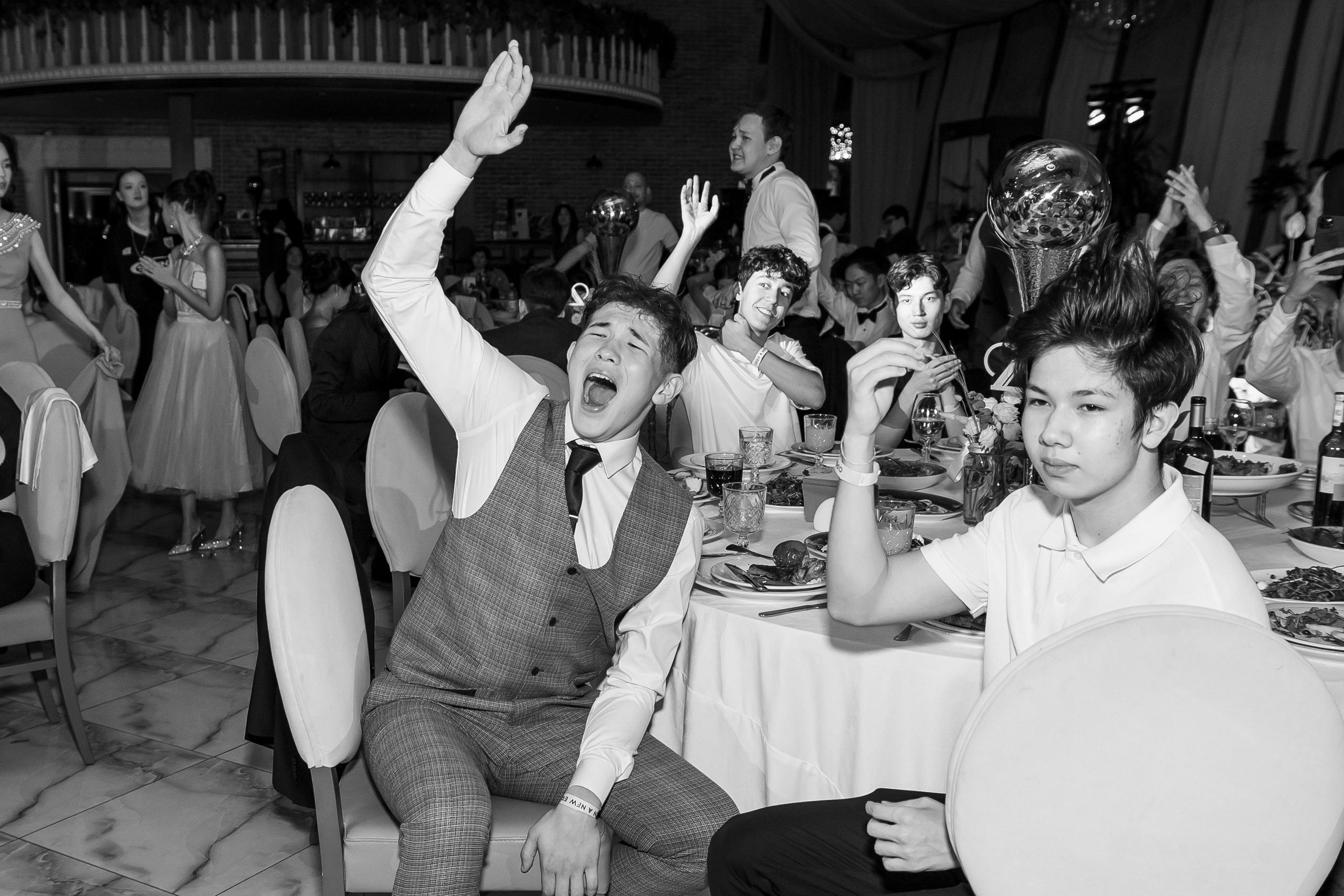 Выпускной вечер | Встреча рассвета. Фото и видеосъемка в Алматы