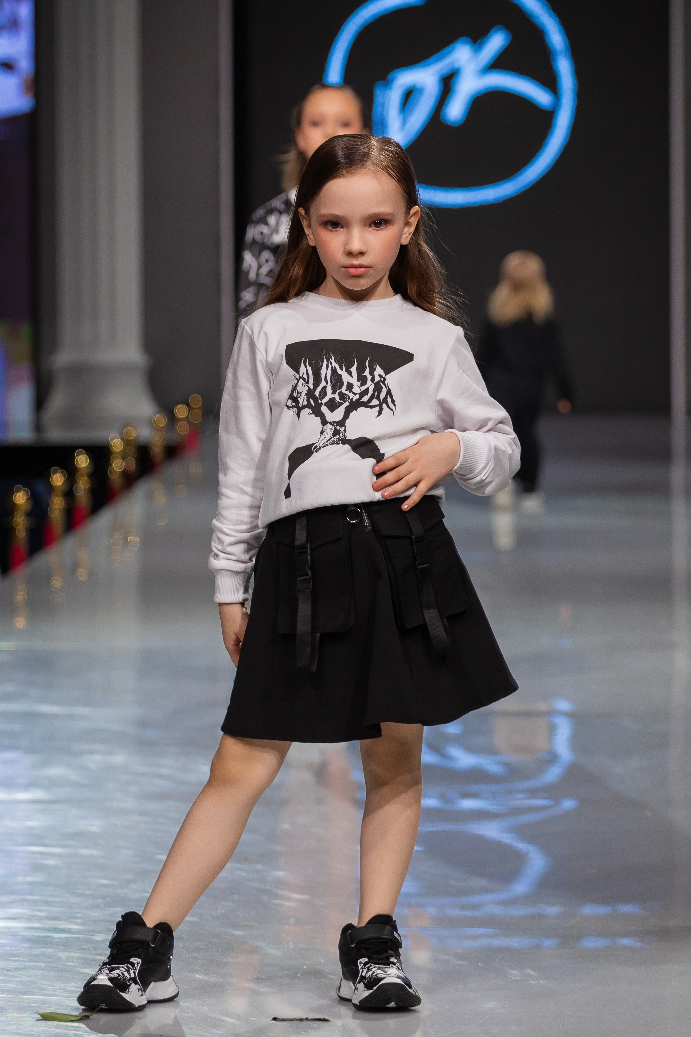 Estet Fashion Week. Photomantis