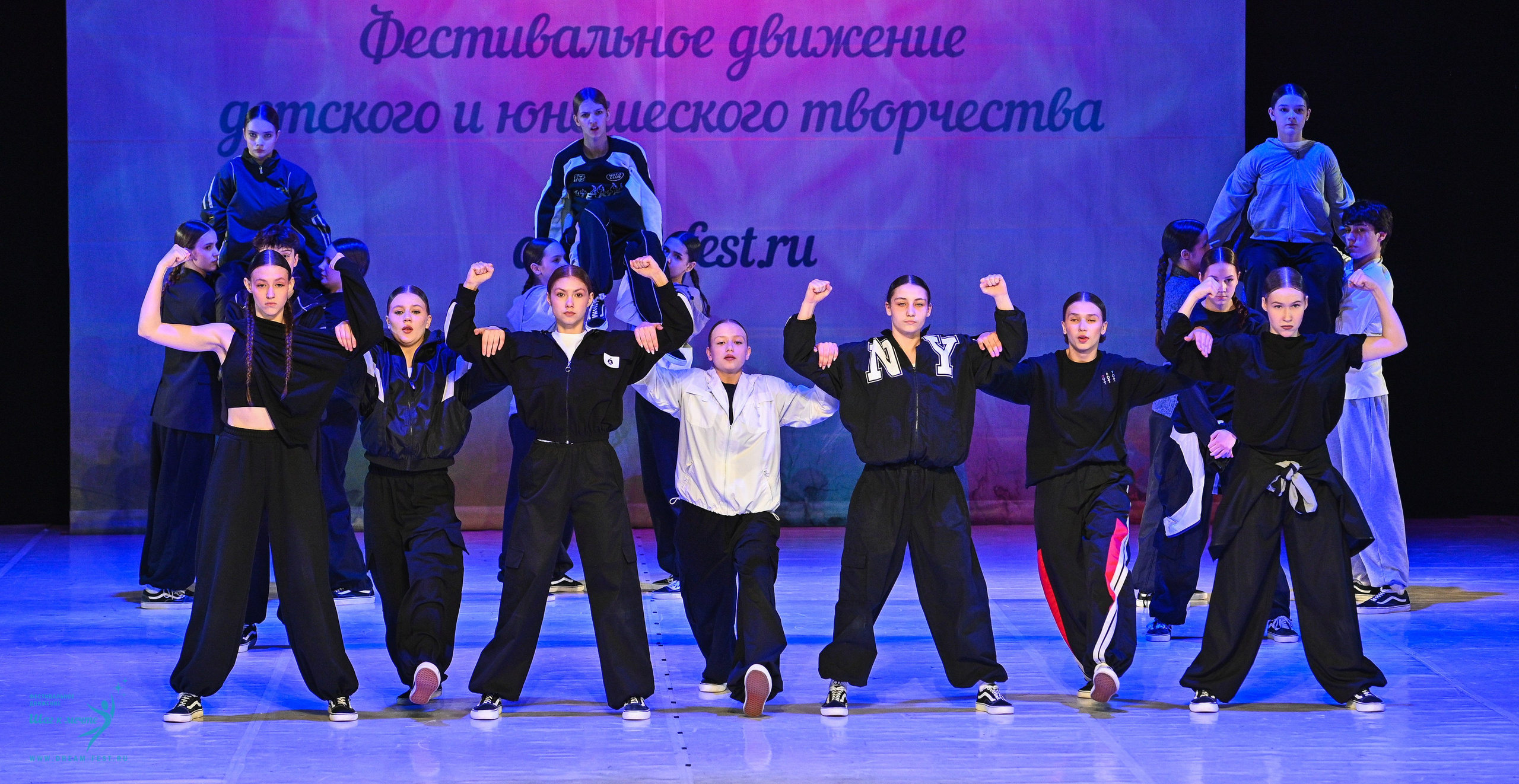 11.04.2025 Фестивальное движение «Шаг к мечте» г. Москва. Медиастудия Фото Концепт
