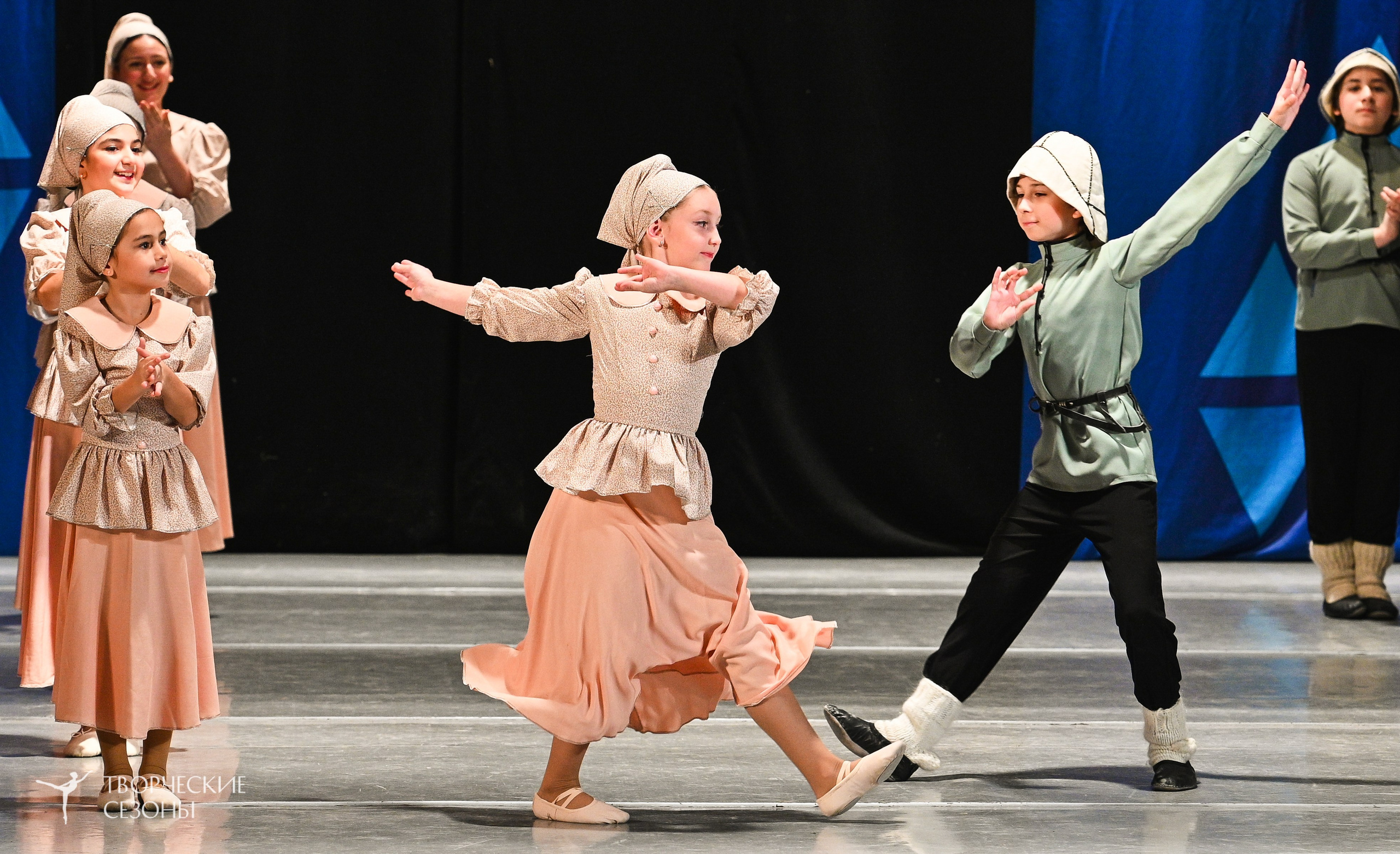 22.11.2025 IV Всероссийский хореографический фестиваль «Россия танцует на Волге». Медиастудия Фото Концепт