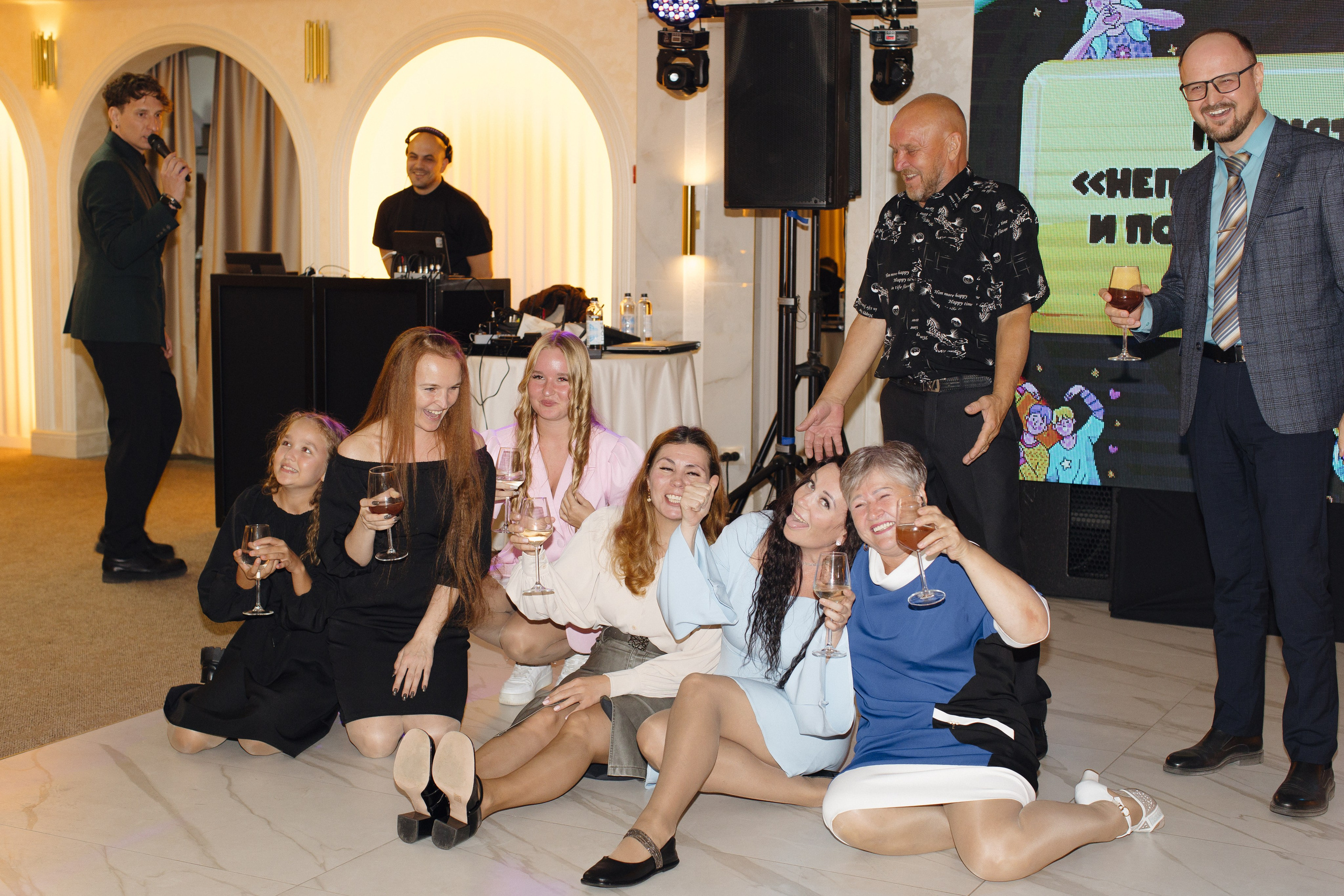 Банкет (Кристина&Алексей). Свадебные фотографы в г. Сургут Маркова Наталья и Замахина Елена