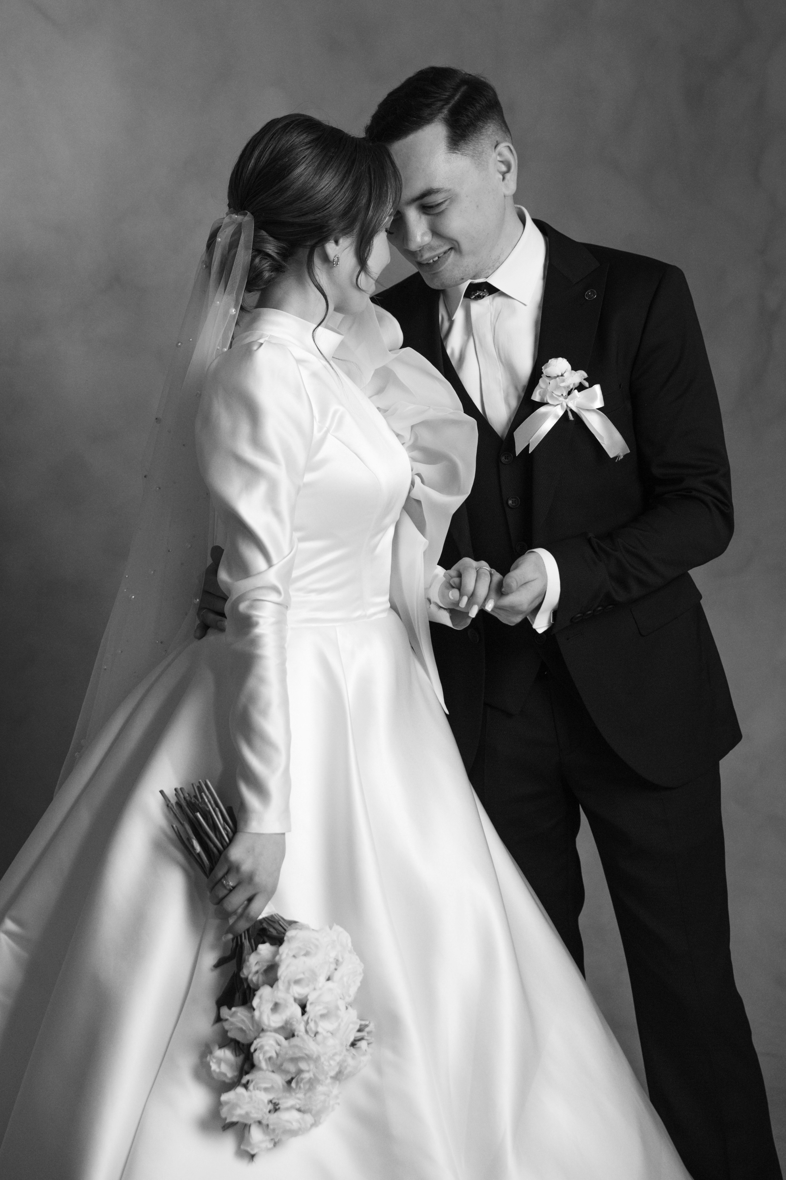 Айгиз и Аминат. Свадебные фотографы в г. Сургут Маркова Наталья и Замахина Елена