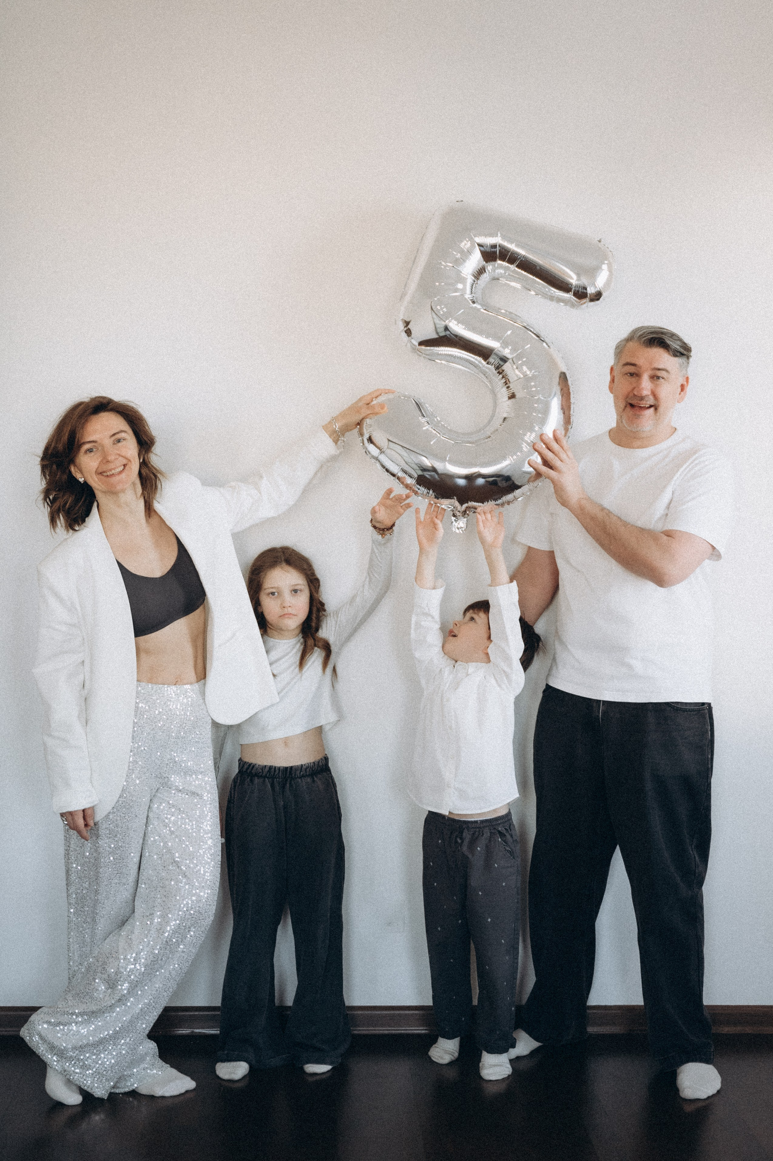 Сергей, Ольга, Алиса и Саша. Фотограф Горбенко Анна