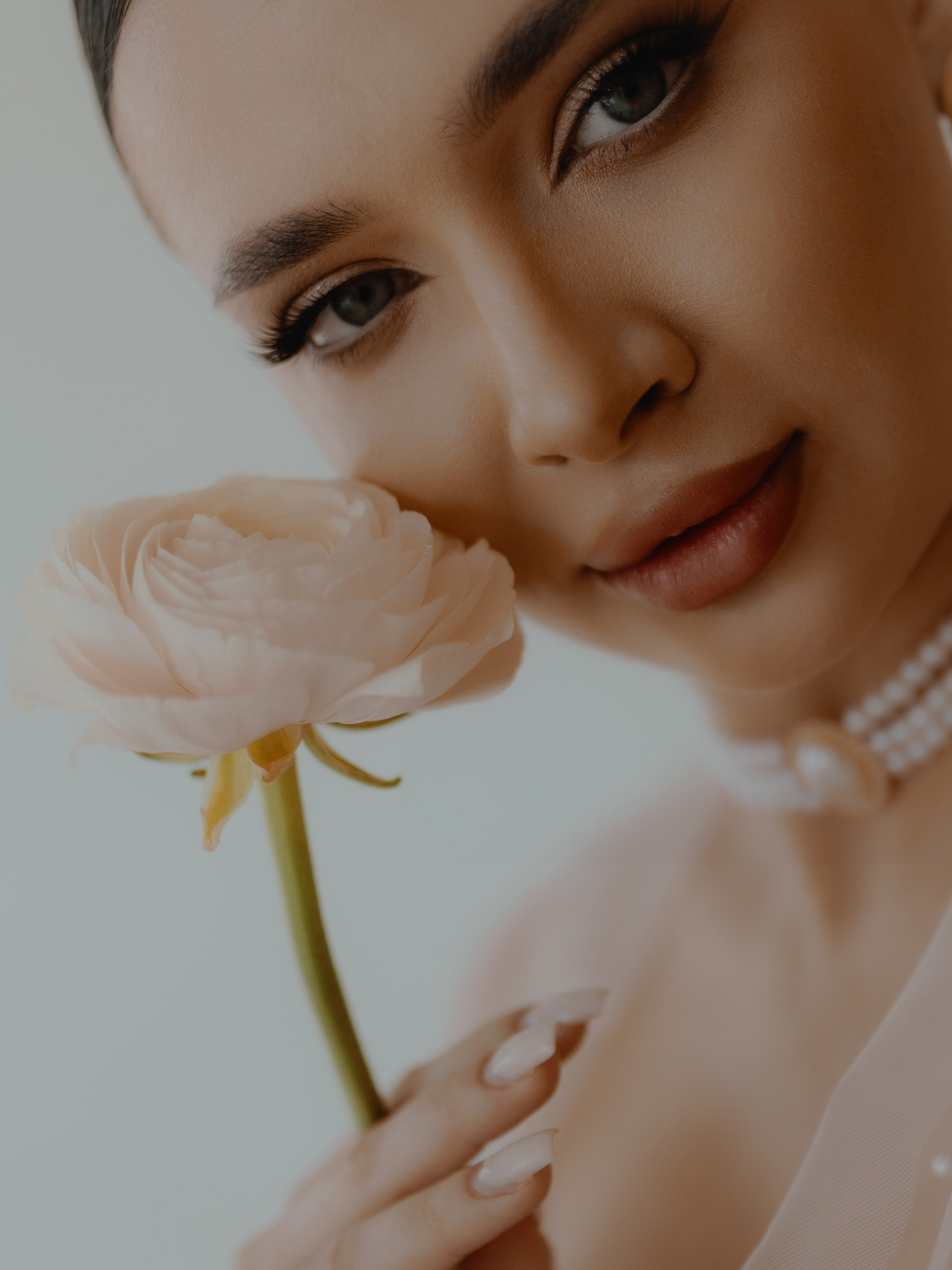 Мария в ArtModa (вариант утра невесты). Свадебные фотографы в Гомеле и Минске Сергей и Анастасия Фещенок