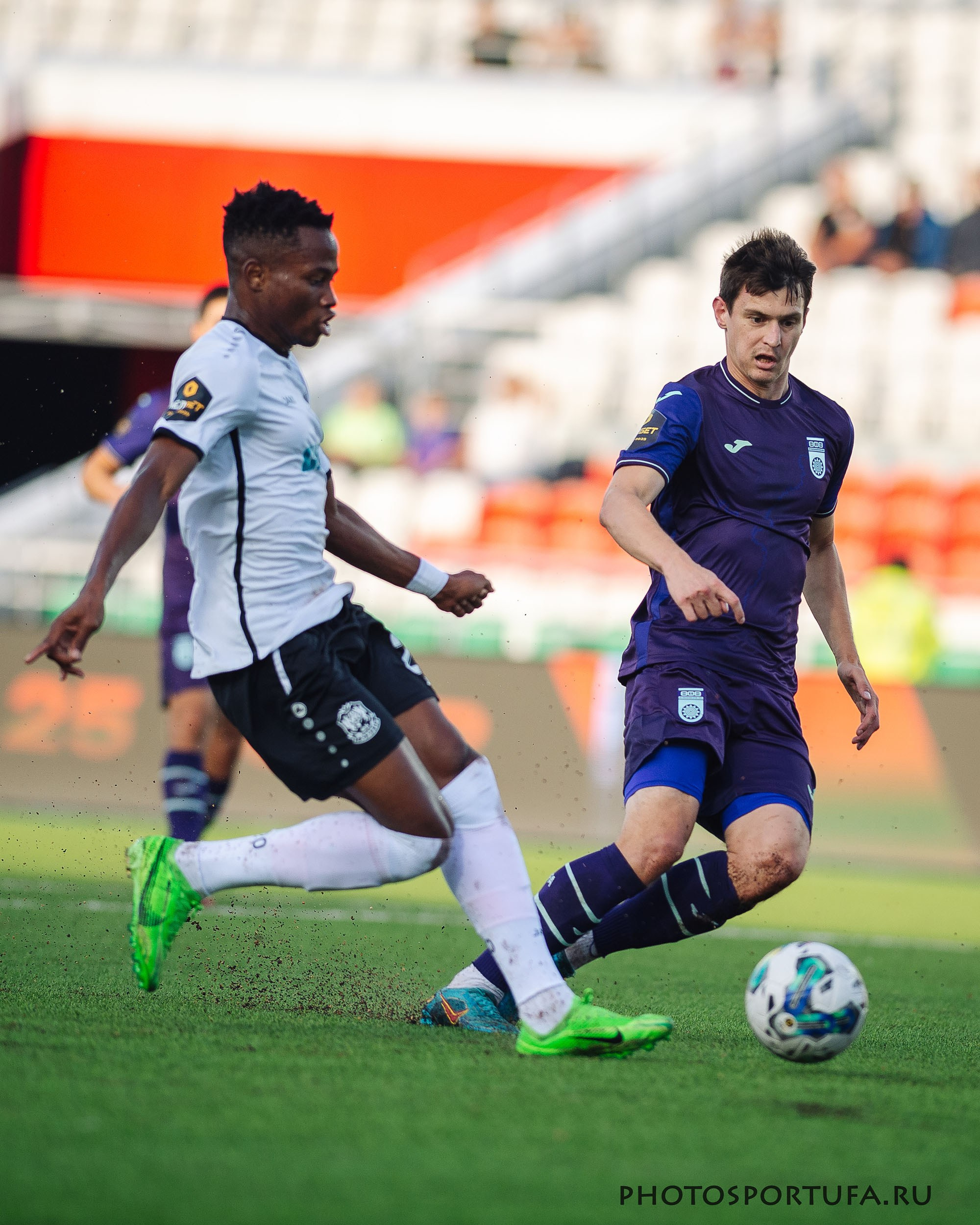 Россия — МЕЛБЕТ — Первая Лига. 4 -й тур «ФК УФА» — ФК «Тюмень». Спортивный фотограф в Уфе Евгений Буров