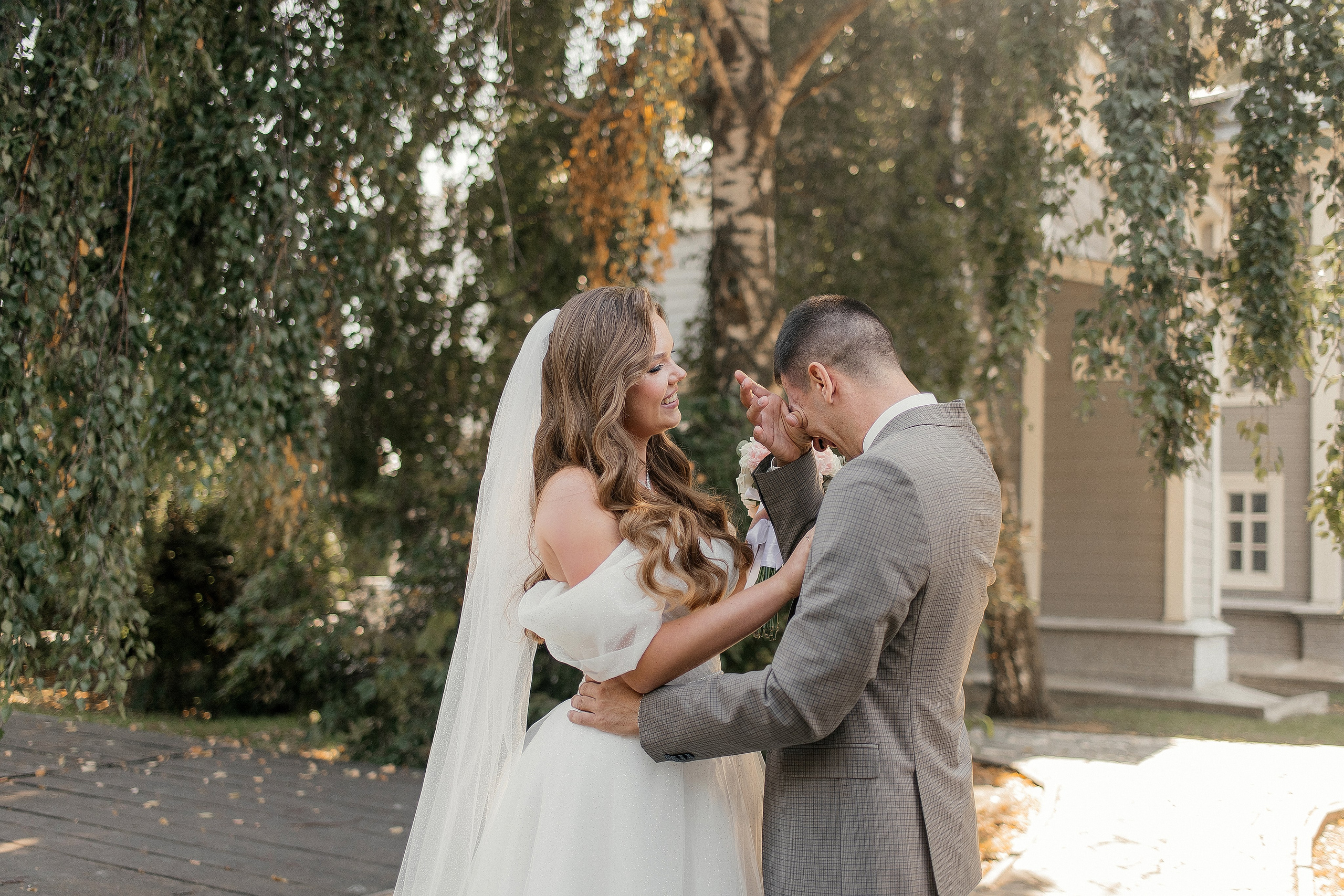 Михаил и Анна. Главная