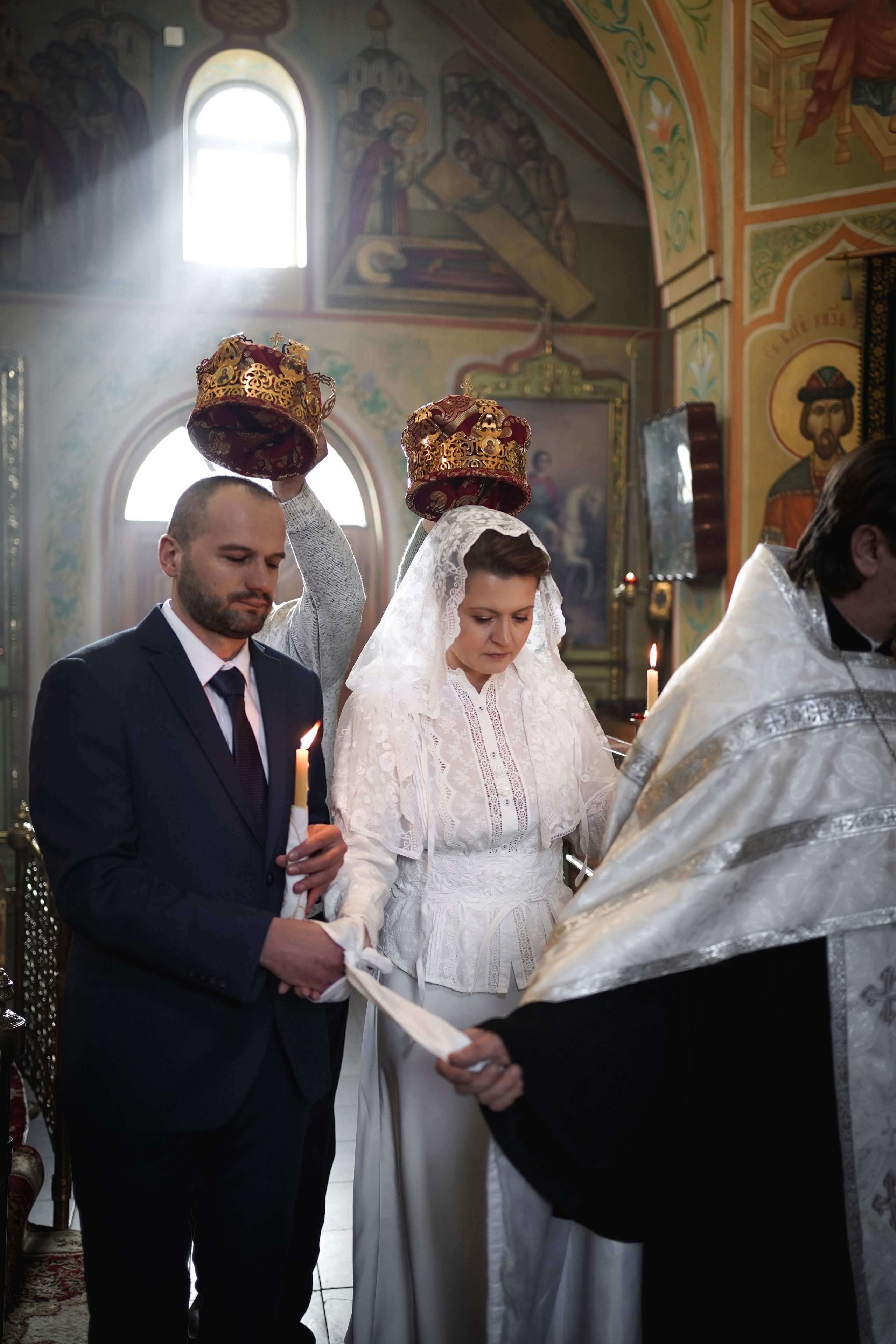 Венчание в Троицком храме. Свадебный фотограф в Ростове-на-Дону. Таинство Крещения и Венчания, семейные фотосессии. Алёна Чёботова