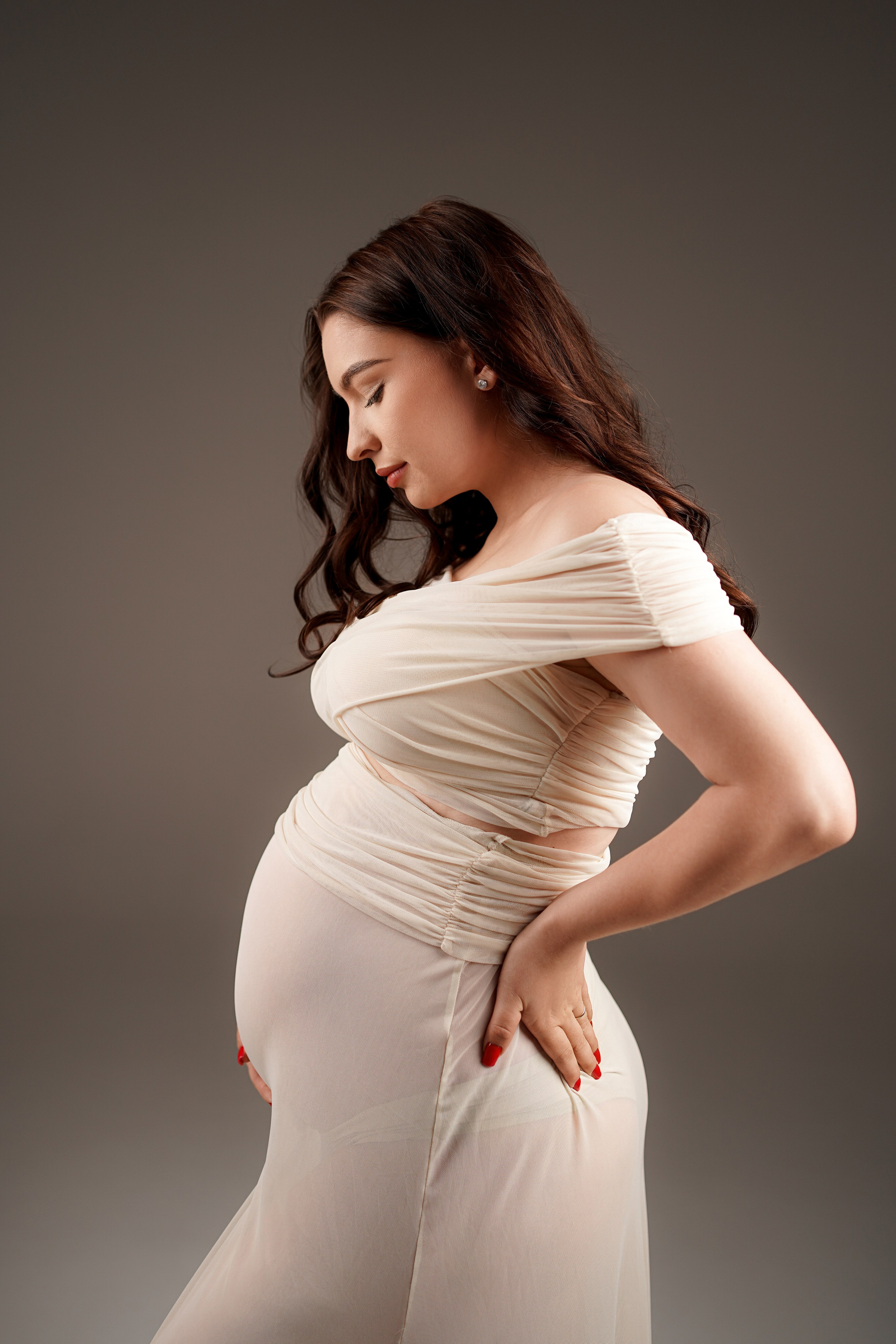 Фотосессия для беременных в Ростове-на-Дону. Женский фотограф Алёна Чёботова. Готовые идеи и образы. Свадебный фотограф в Ростове-на-Дону. Таинство Крещения и Венчания, семейные фотосессии. Алёна Чёботова