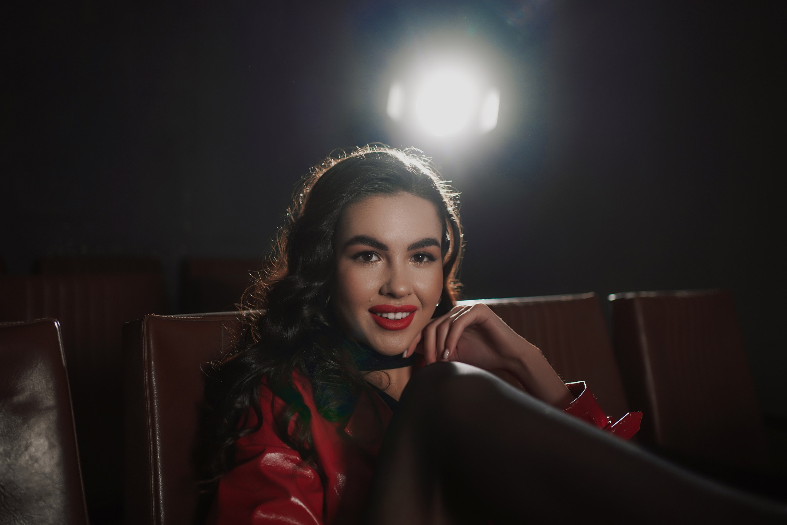 Женский фотограф Ростов-на-Дону, Новочеркасск, Аксай. Фотосессия в фотостудии. Кинотеатр с Валерией. Свадебный фотограф в Ростове-на-Дону. Таинство Крещения и Венчания, семейные фотосессии. Алёна Чёботова