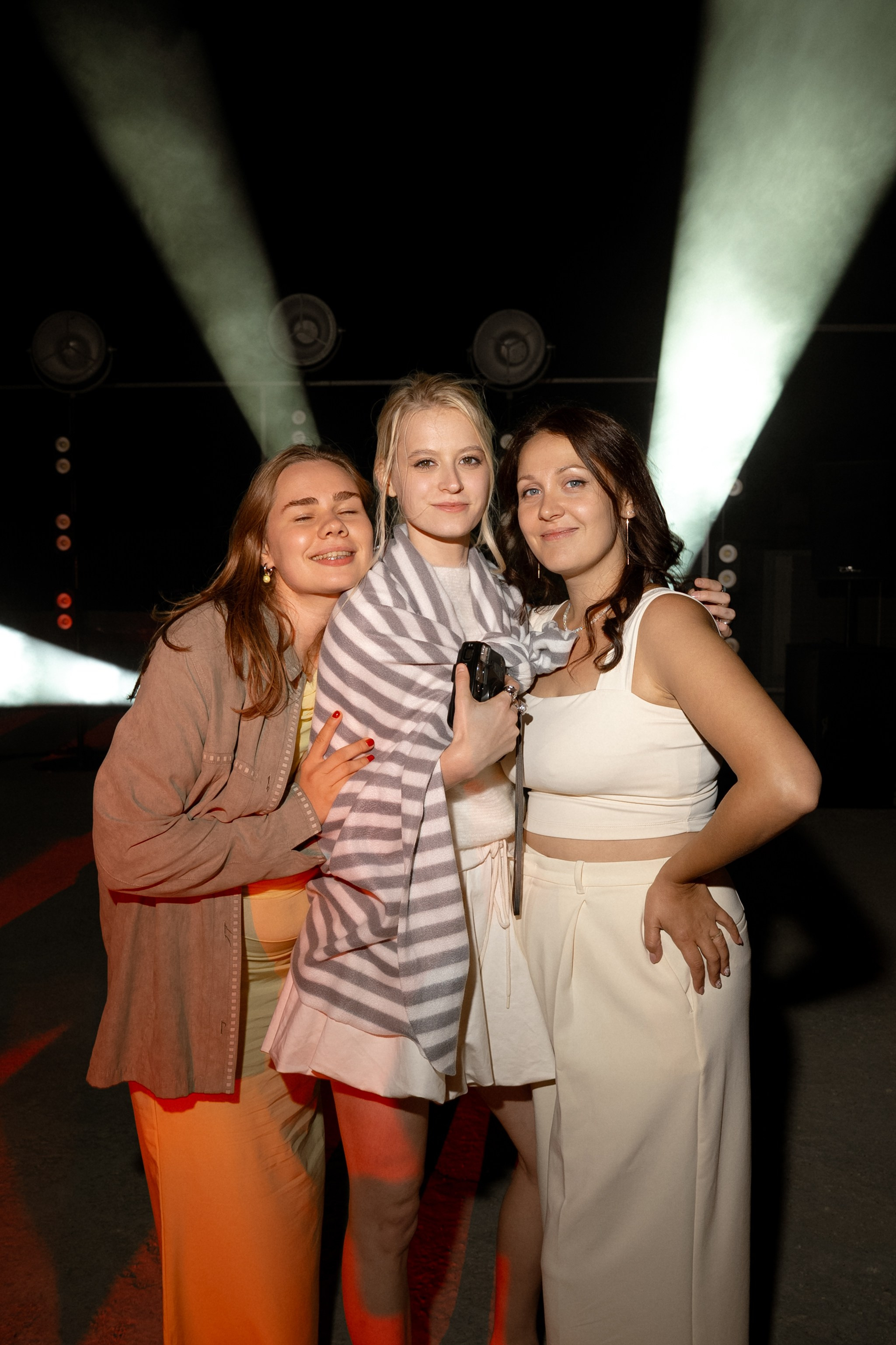 Любовь на высоте /Полный день (сокращено). Семейный и портретный фотограф в Саратове Сахарова Маша