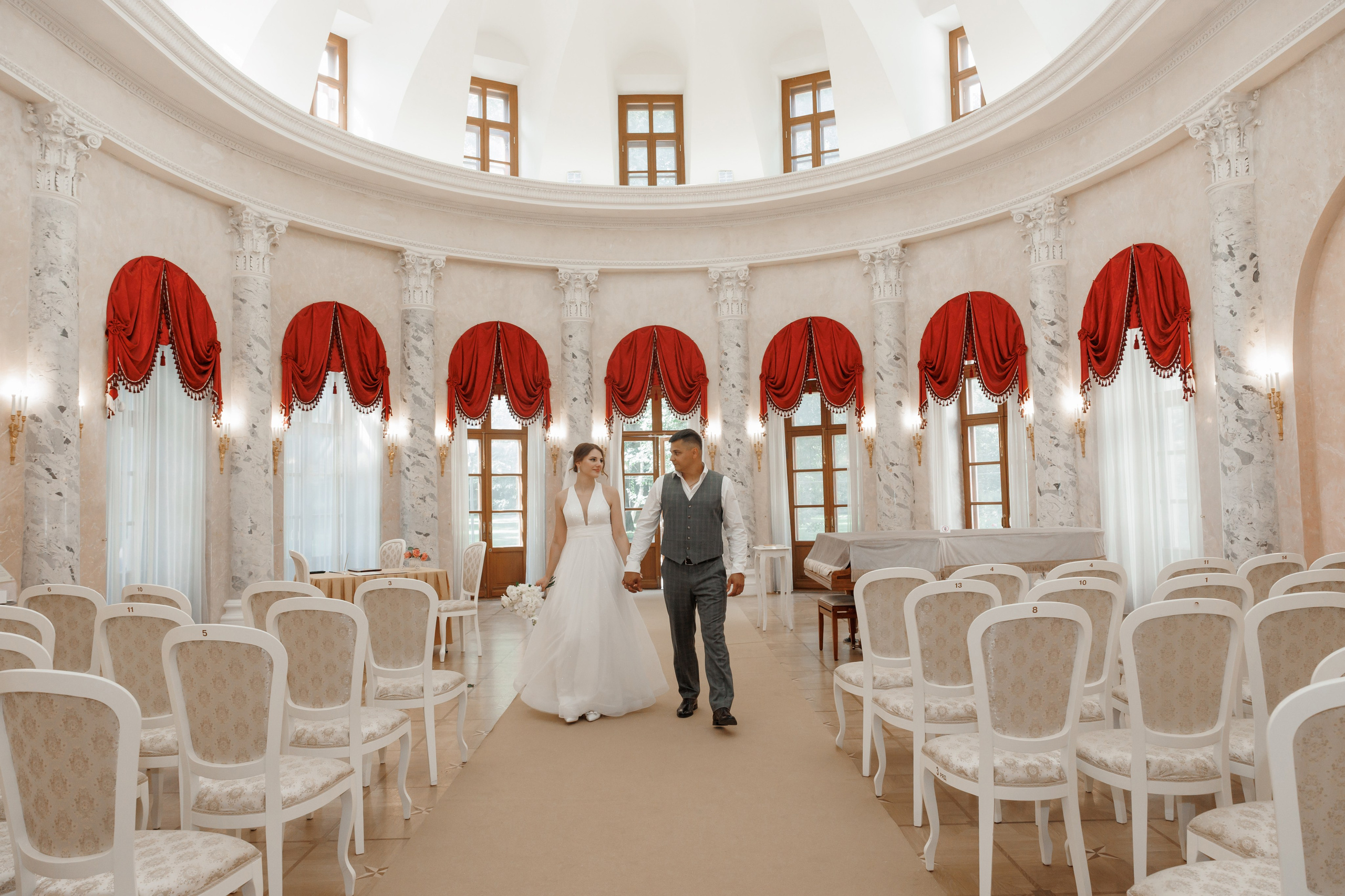 ЗАГС Бутово и Остафьево. Свадебный и репортажный фотограф (Москва, Королев и другие)