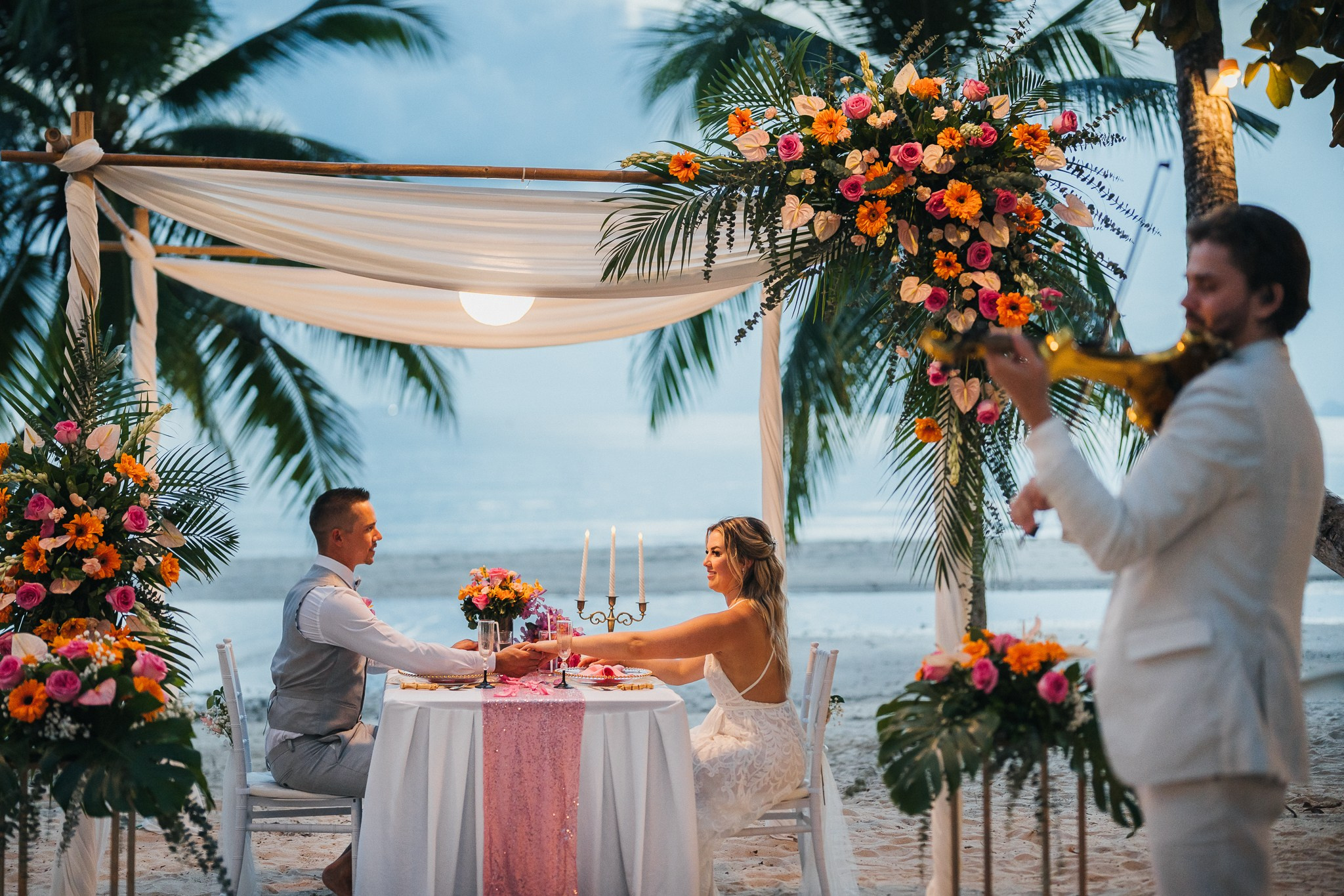 Andrew and Ashley 15.04.2025. Mariage à Koh Samui, en Thaïlande. Whatsapp: +66 94 3 650 301