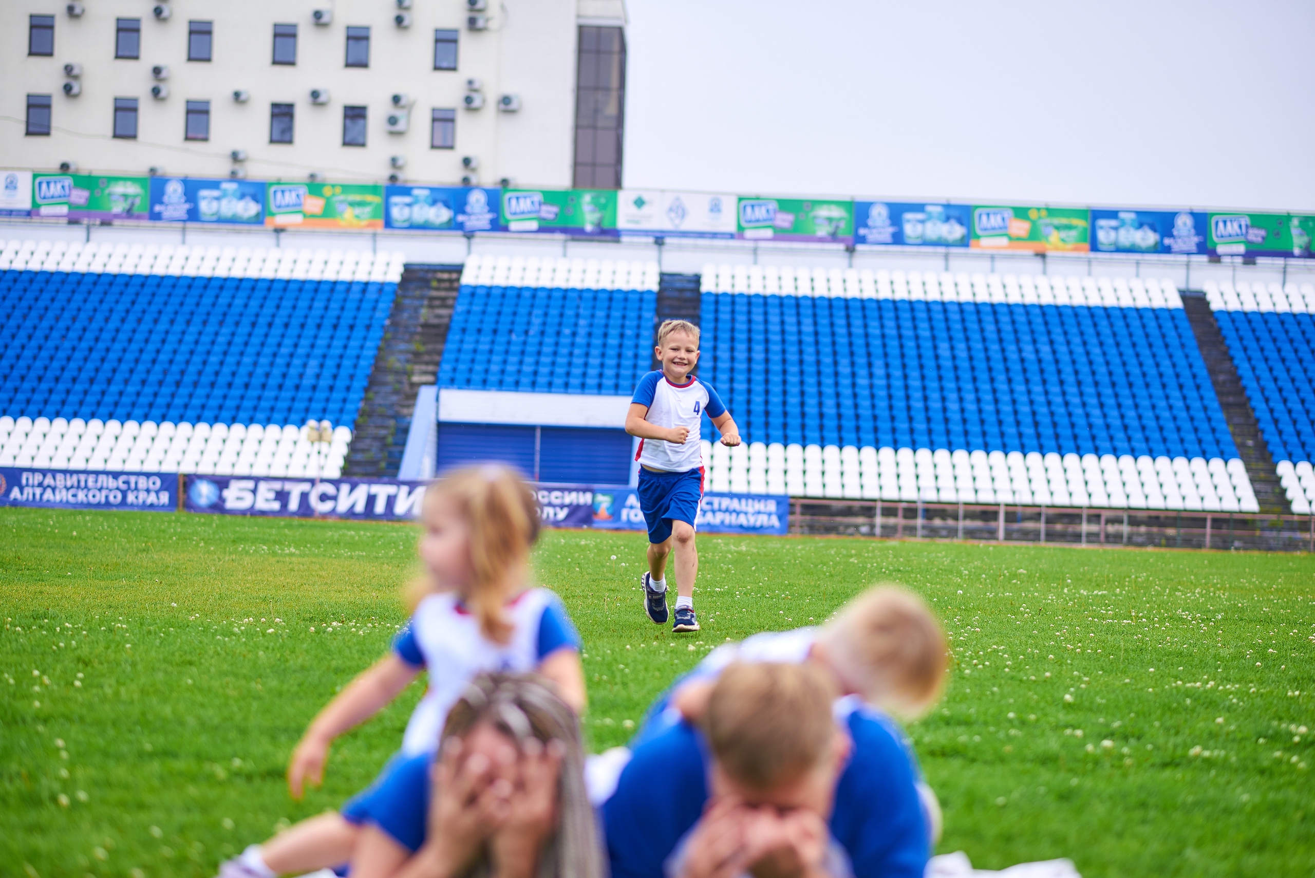 Фотосъемка. Трус не играет в футбол. Семейный фотограф в Барнауле, Горный Алтай, Заринск, Алейск