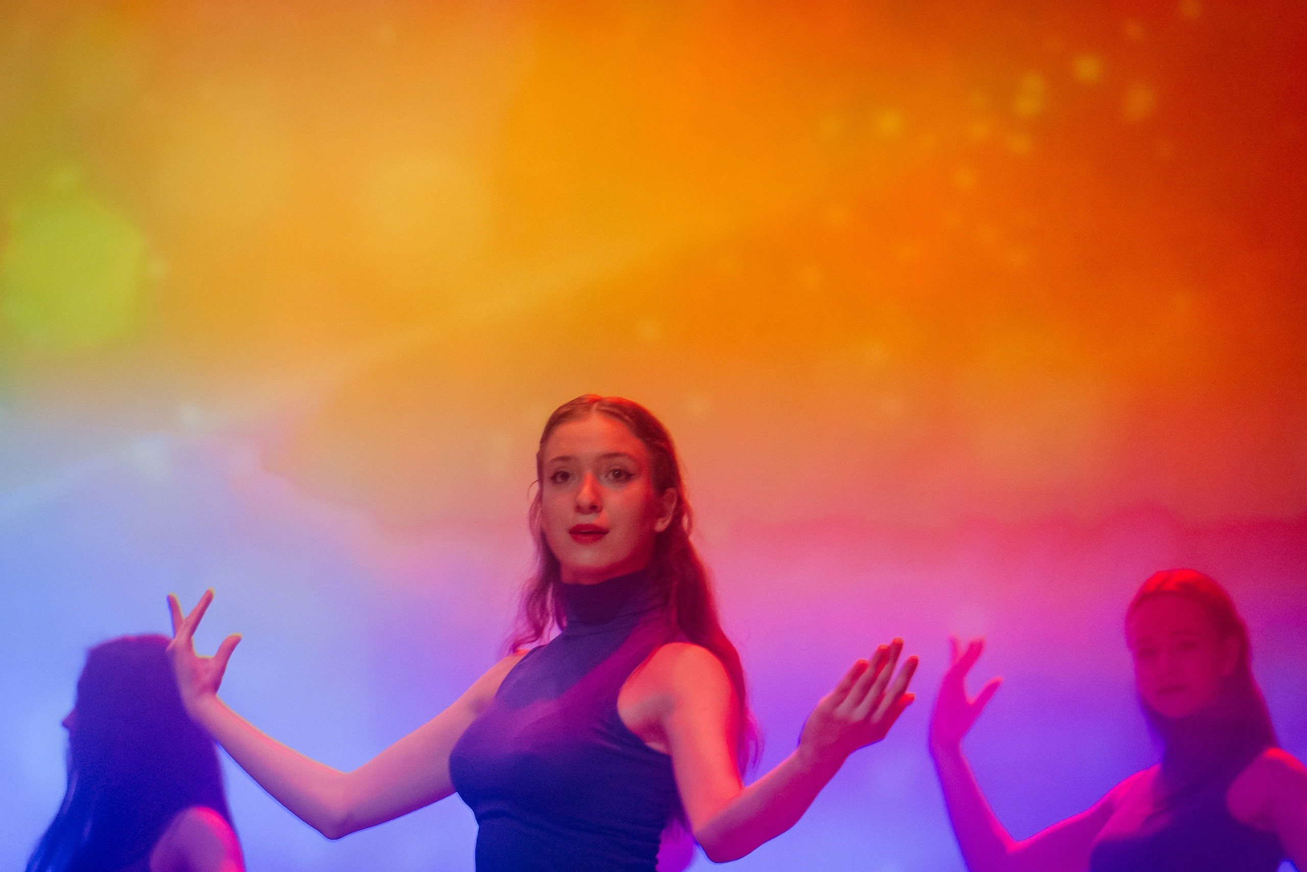 Танцы. Фотограф Елена Рогашкова