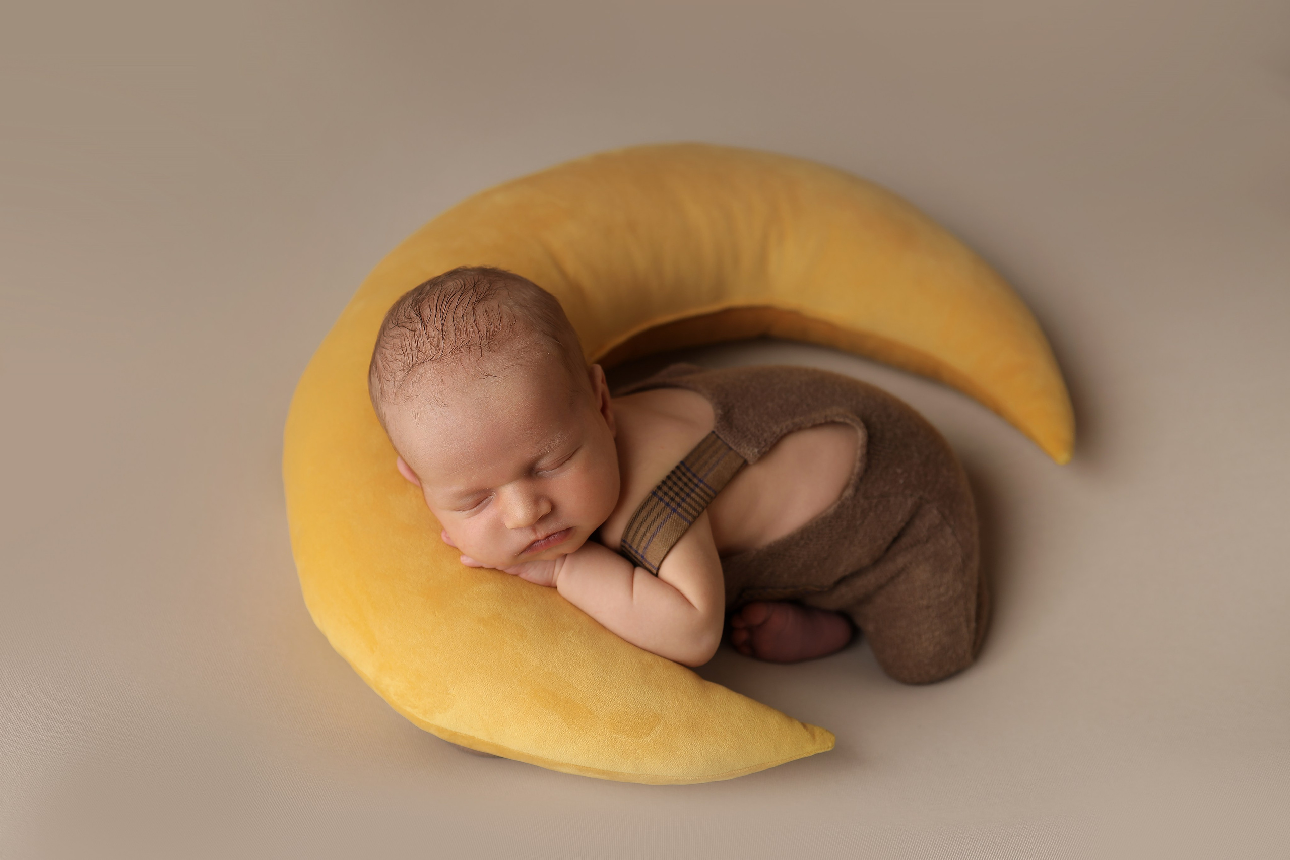 Новорождённые. Главная