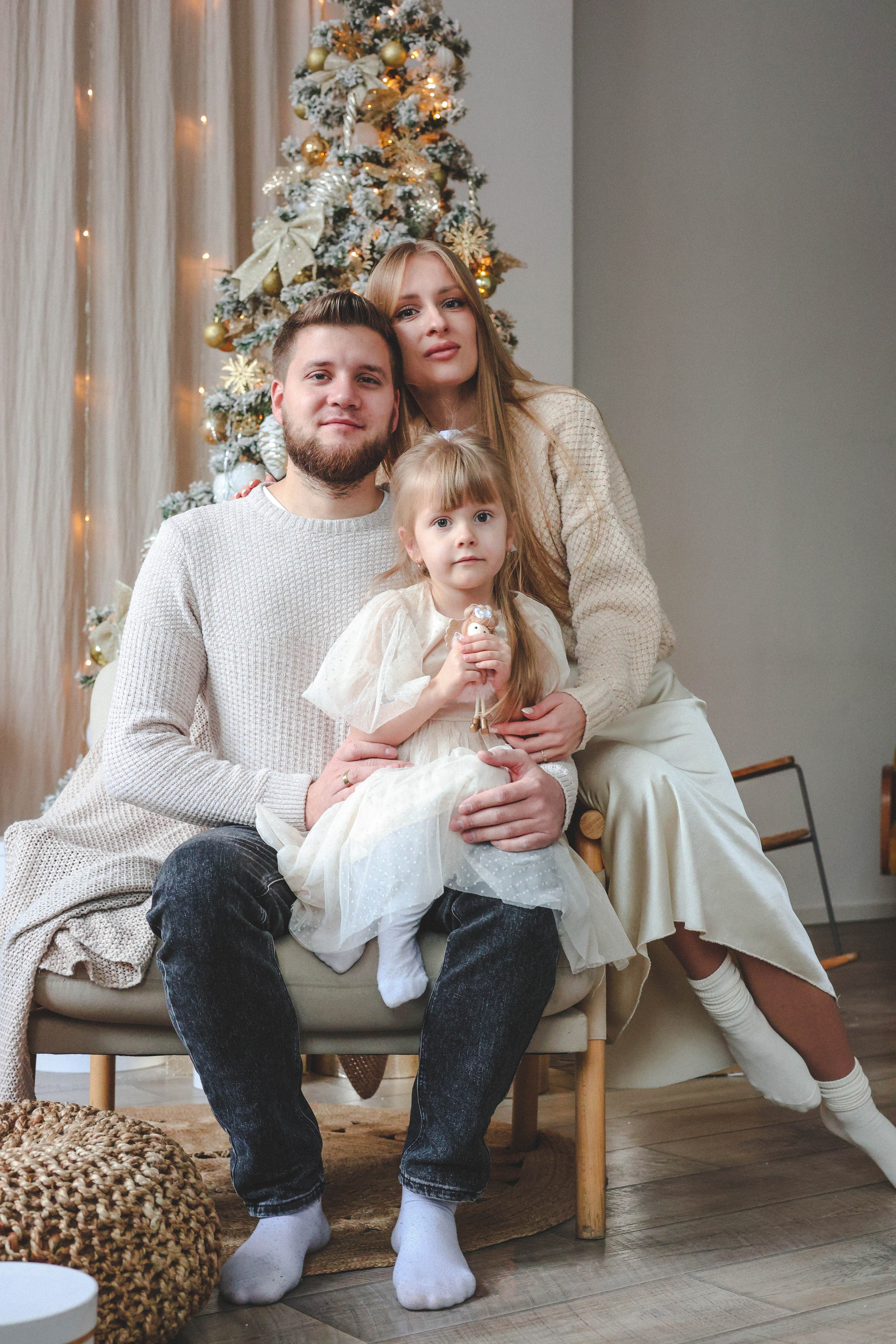 Новогодняя история «Кира и ее семья». Фотограф в Москве Анастасия Калинина