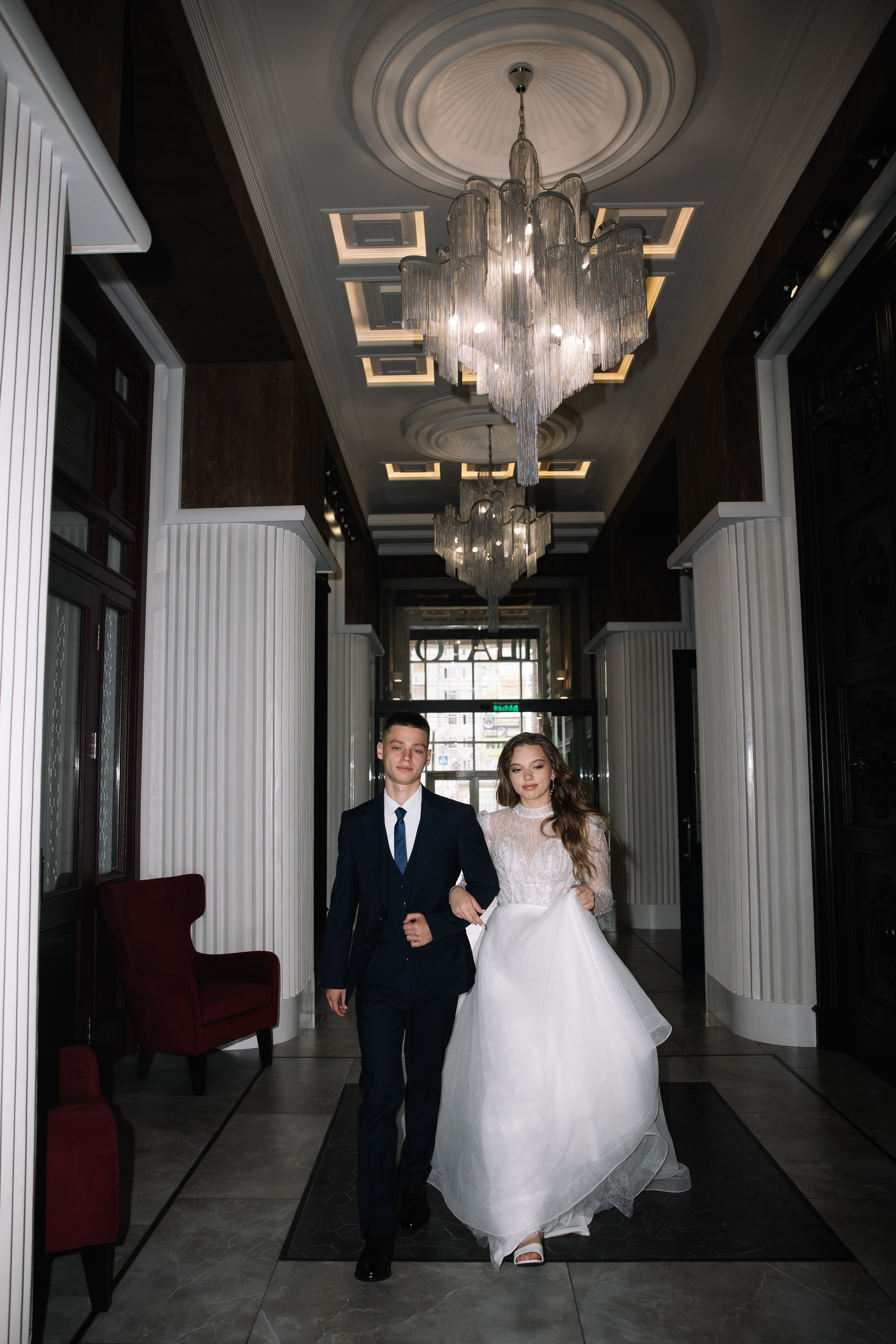 Данил и Милана. Свадебный фотограф и видеограф в Омске — Виталий и Алёна Орлянд