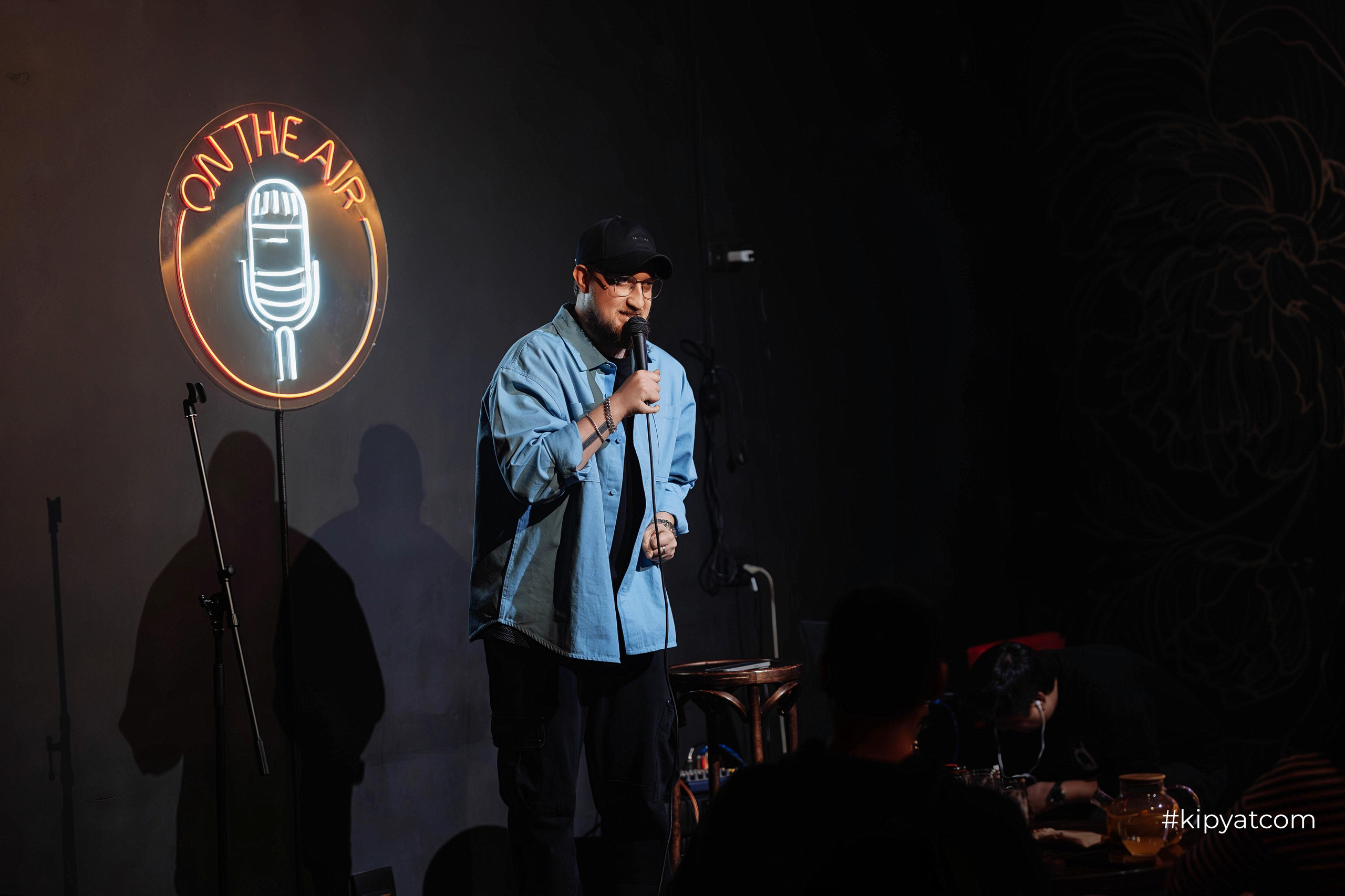 Сольный стендап концерт Александра Меркуль