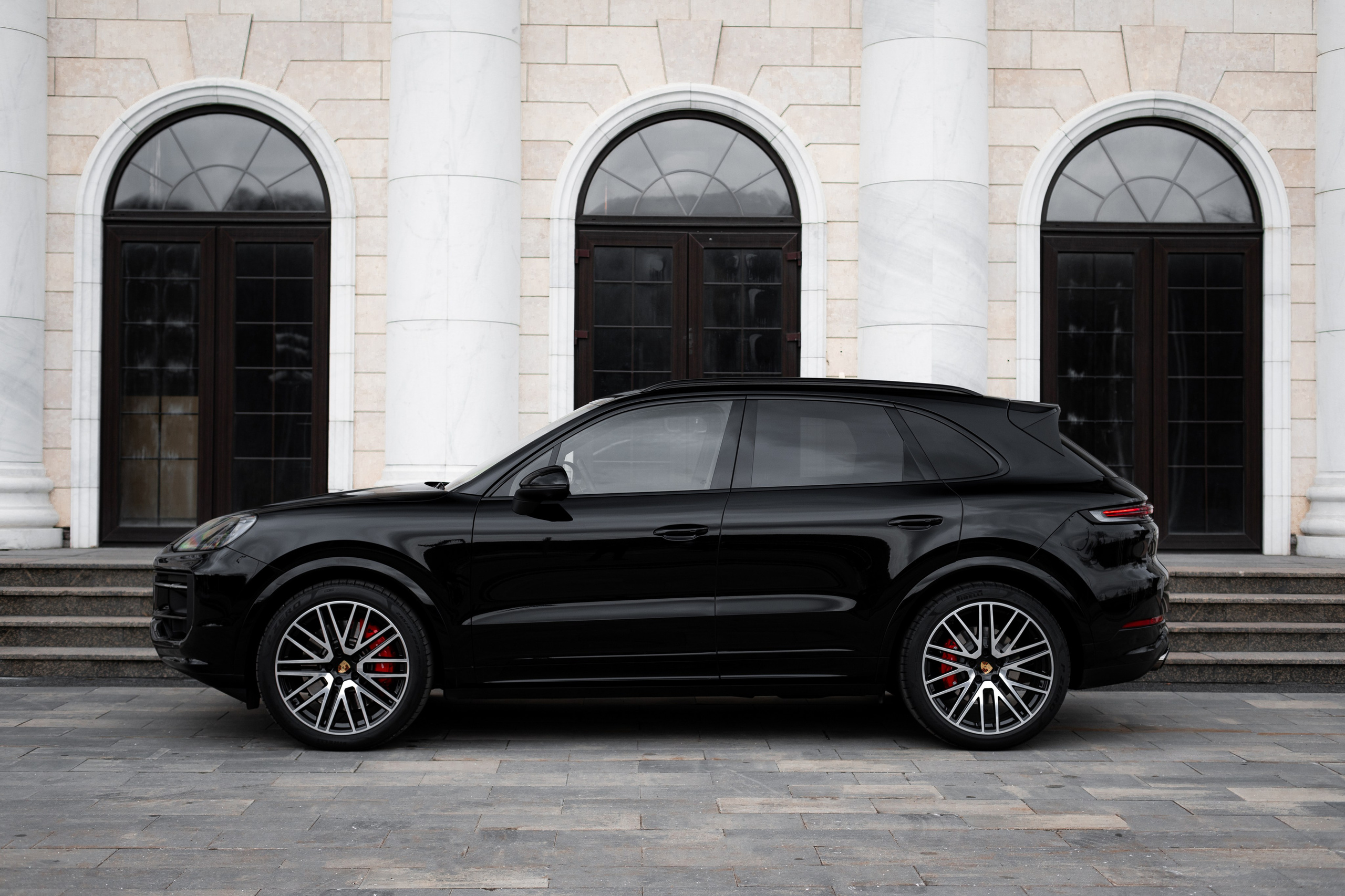 Porsche Cayenne S. Автомобильный фотограф в Москве Андрей Емельянов