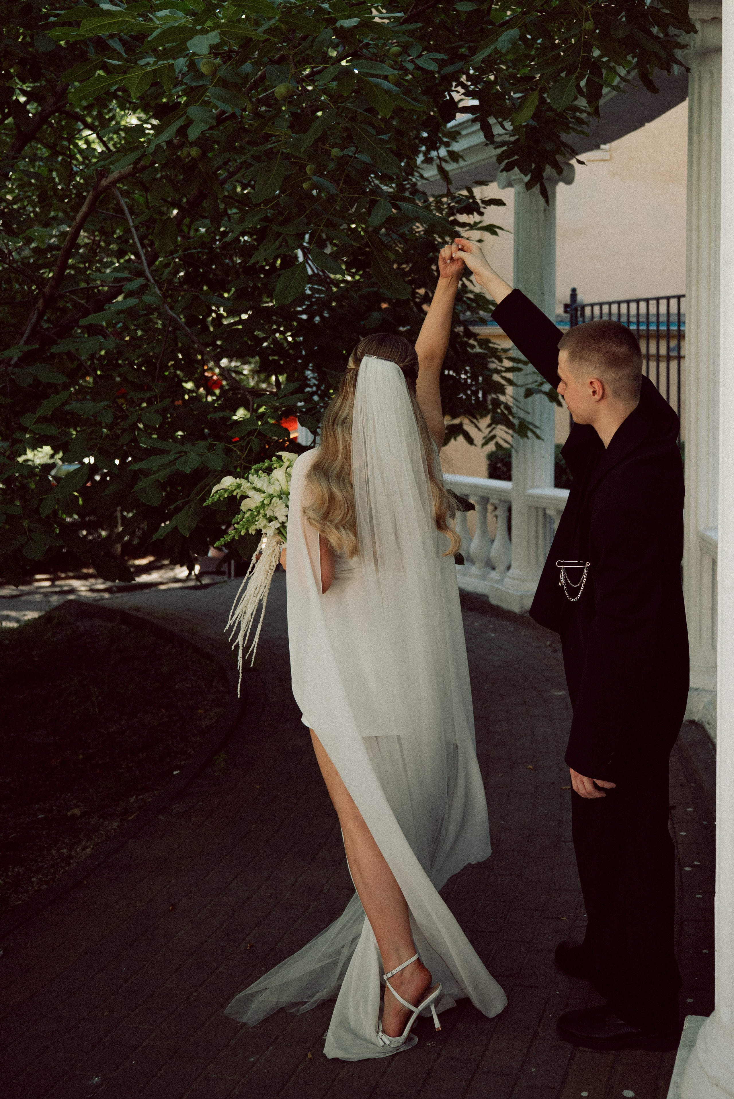 Свадебная прогулка и роспись в Кировском ЗАГСе