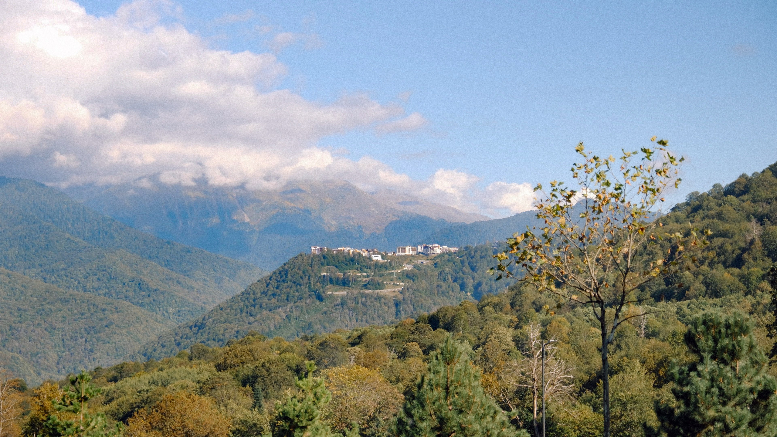 Две Здезды — Храм 19 века. Свадебный Видеограф Фотограф в Сочи