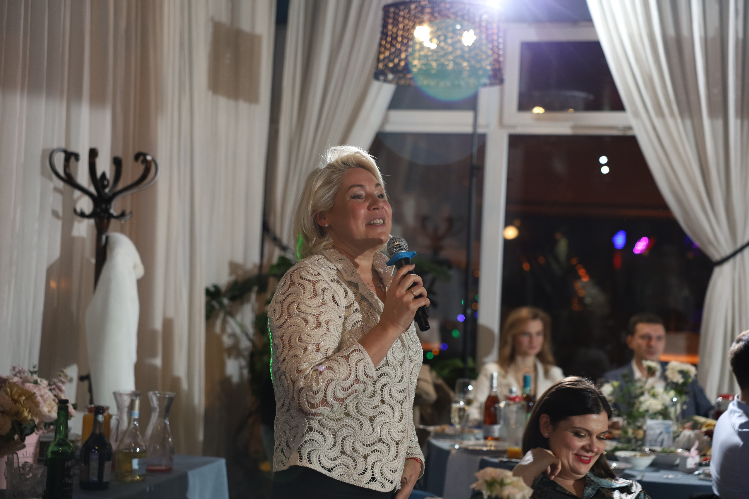 𝒜𝓇𝓉𝑒𝓂 & 𝐿𝓎𝓊𝓈𝓎𝒶 (𝓇𝑒𝓈𝓉𝒶𝓊𝓇𝒶𝓃𝓉). 𝑀𝑜𝓈𝒸𝑜𝓌. Свадебный фотограф в Санкт-Петербурге