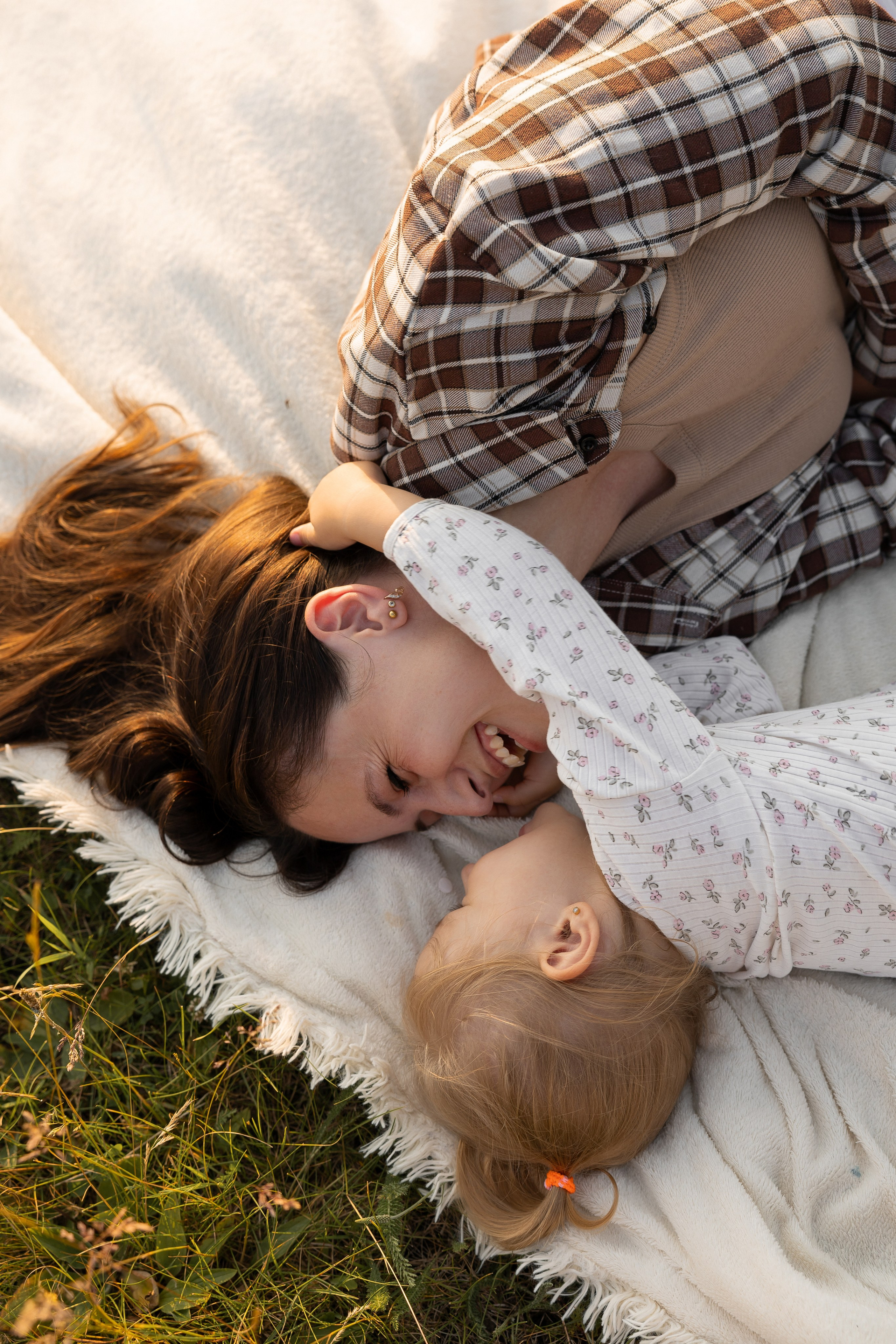 В поле. Семейный и свадебный фотограф в Челябинске Мария Леонтьева
