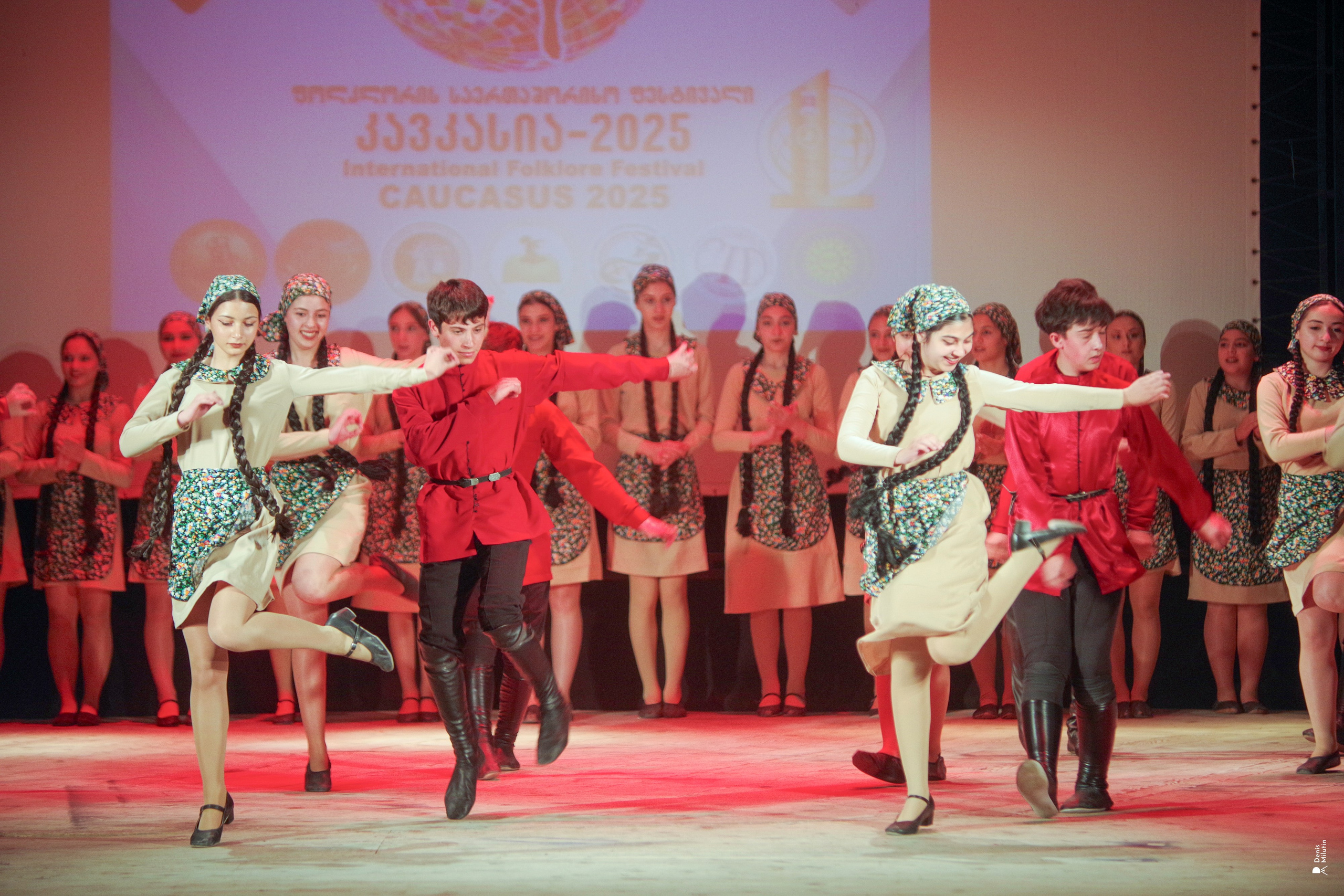 Танцы в прекрасном Они. Портретный фотограф Денис Милютин