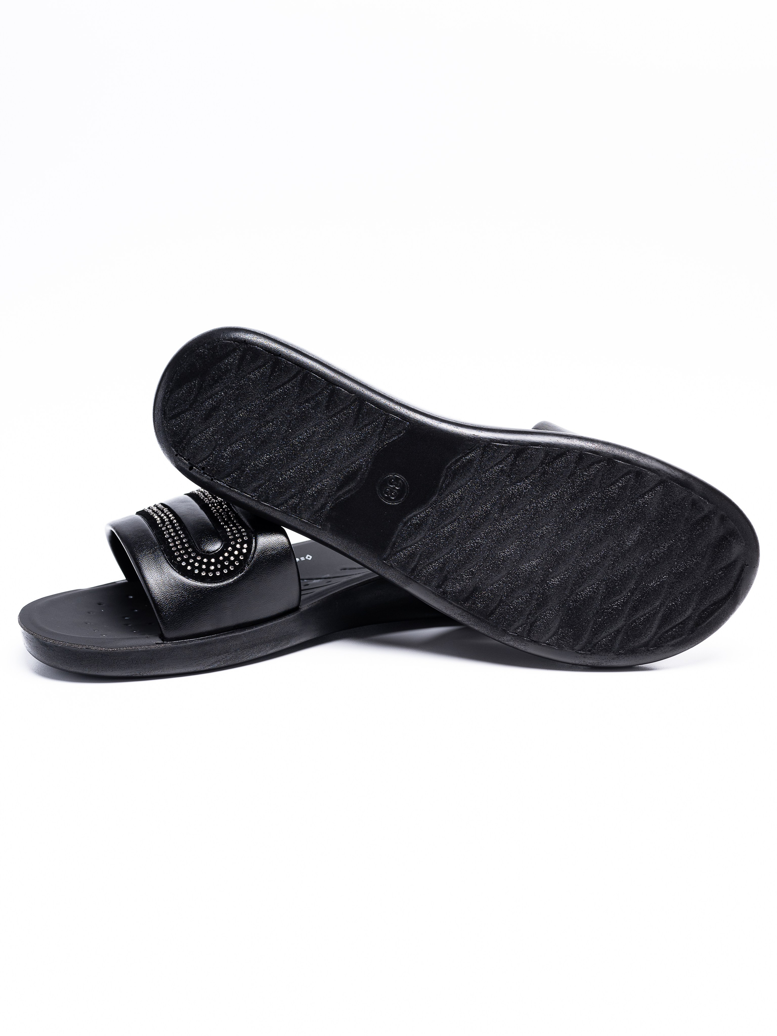 Тапочки серия 2. Предметный фотограф, фото для маркетплейсов Пятигорск, КМВ