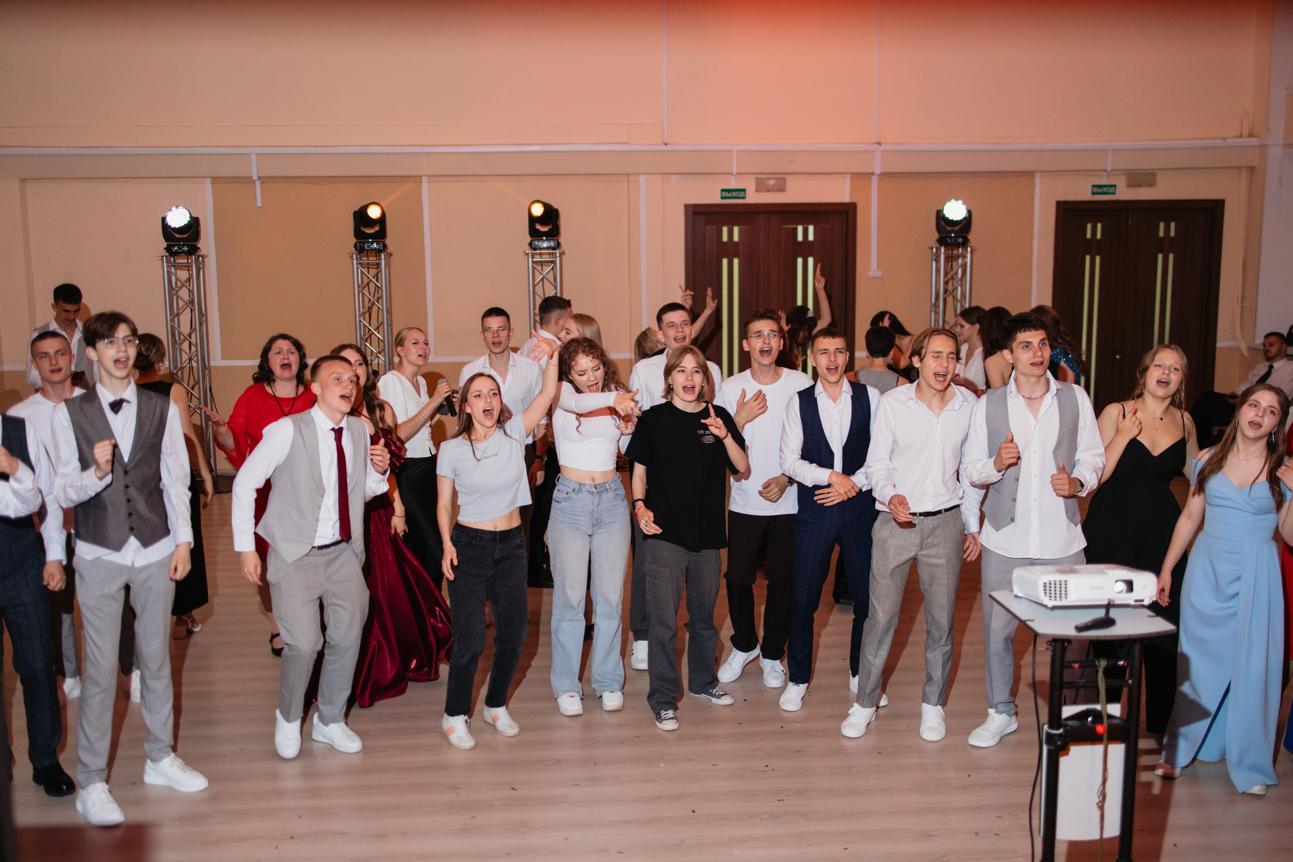 Выпускной Гимназия № 146. Свадебный фотограф в Минске Владислав Бабич