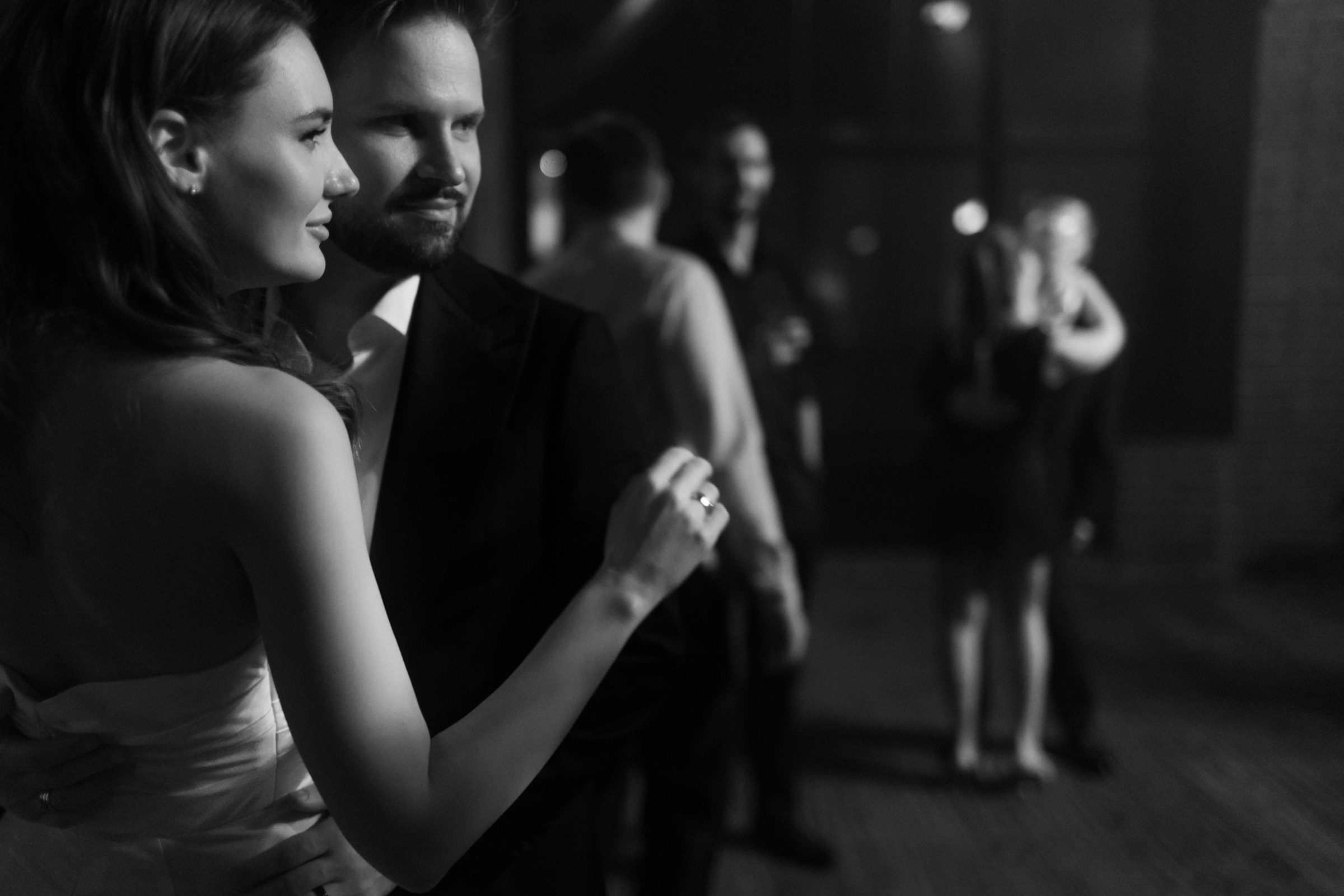 Собираемся на свадьбу вместе с фотосессией для двоих на утренние сборы. Свадебный, репортажный и портретный фотограф Сочи, Краснодар. Александра Зайцева