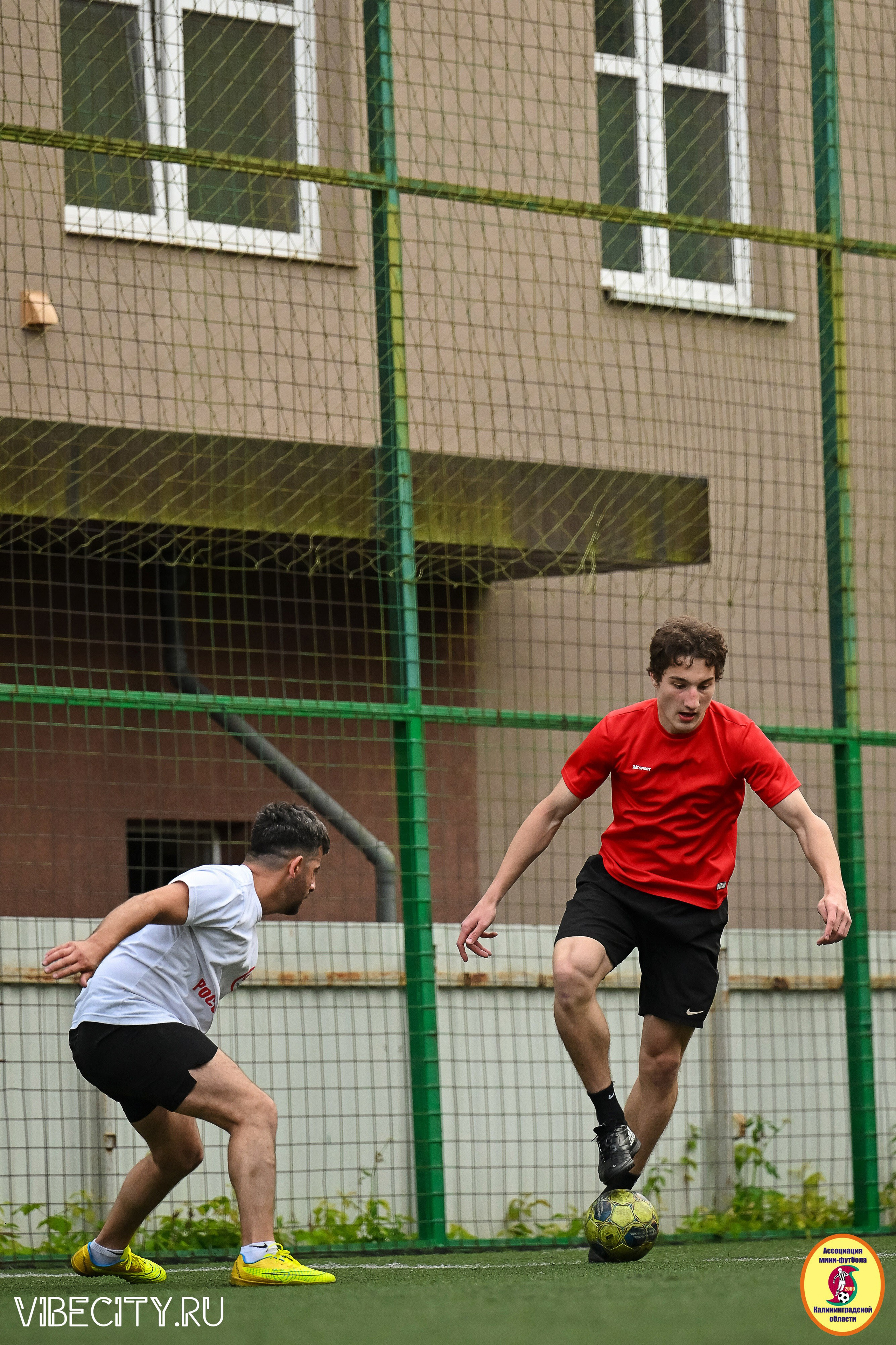 ИГРЫ МИНИ-ФУТБОЛЬНОЙ И КОРПОРАТИВНОЙ ЛИГИ. VIBECITY.RU Вайб Сити Ру Фоторепортажи Фотоотчеты Калининград