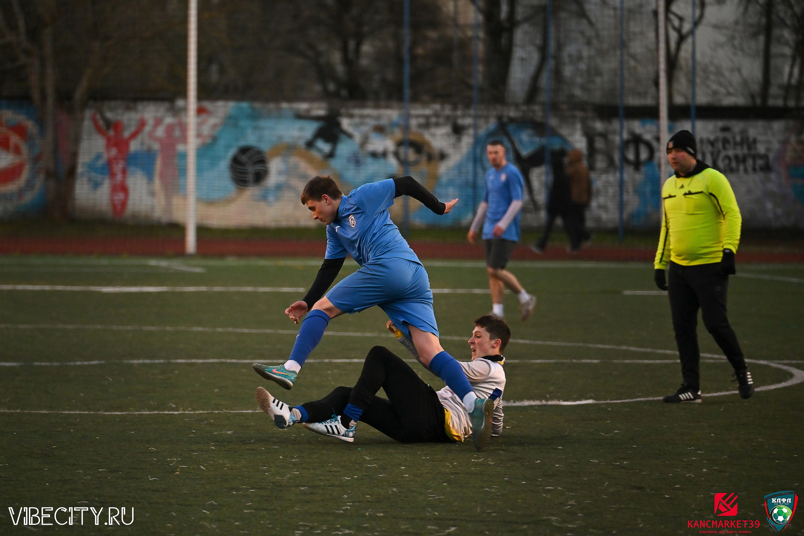 XX ЧЕМПИОНАТ КАЛИНИНГРАДСКОЙ ЛФЛ КАНЦМАРКЕТ39 сезона 2024–2025 гг. VIBECITY.RU Вайб Сити Ру Фоторепортажи Фотоотчеты Калининград